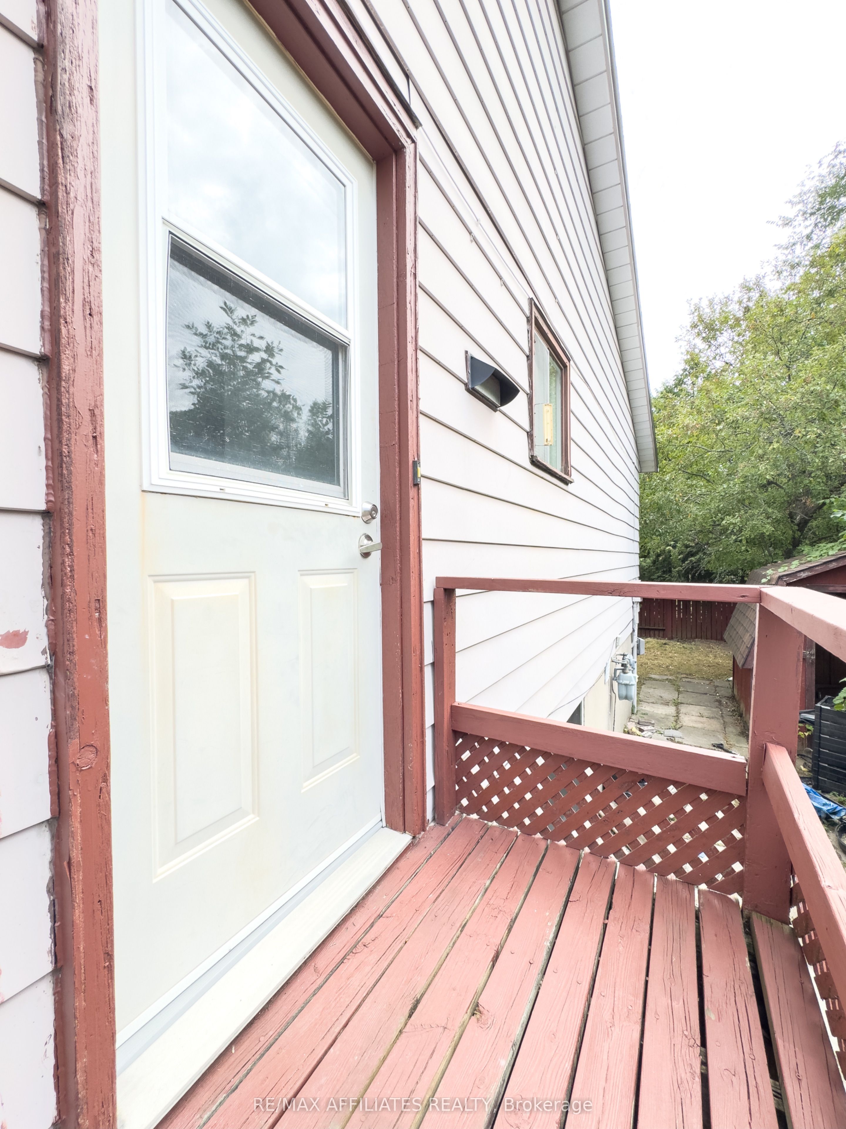 222 Castlefrank Road 1, Kanata, ON K2L 1T5 photo 4