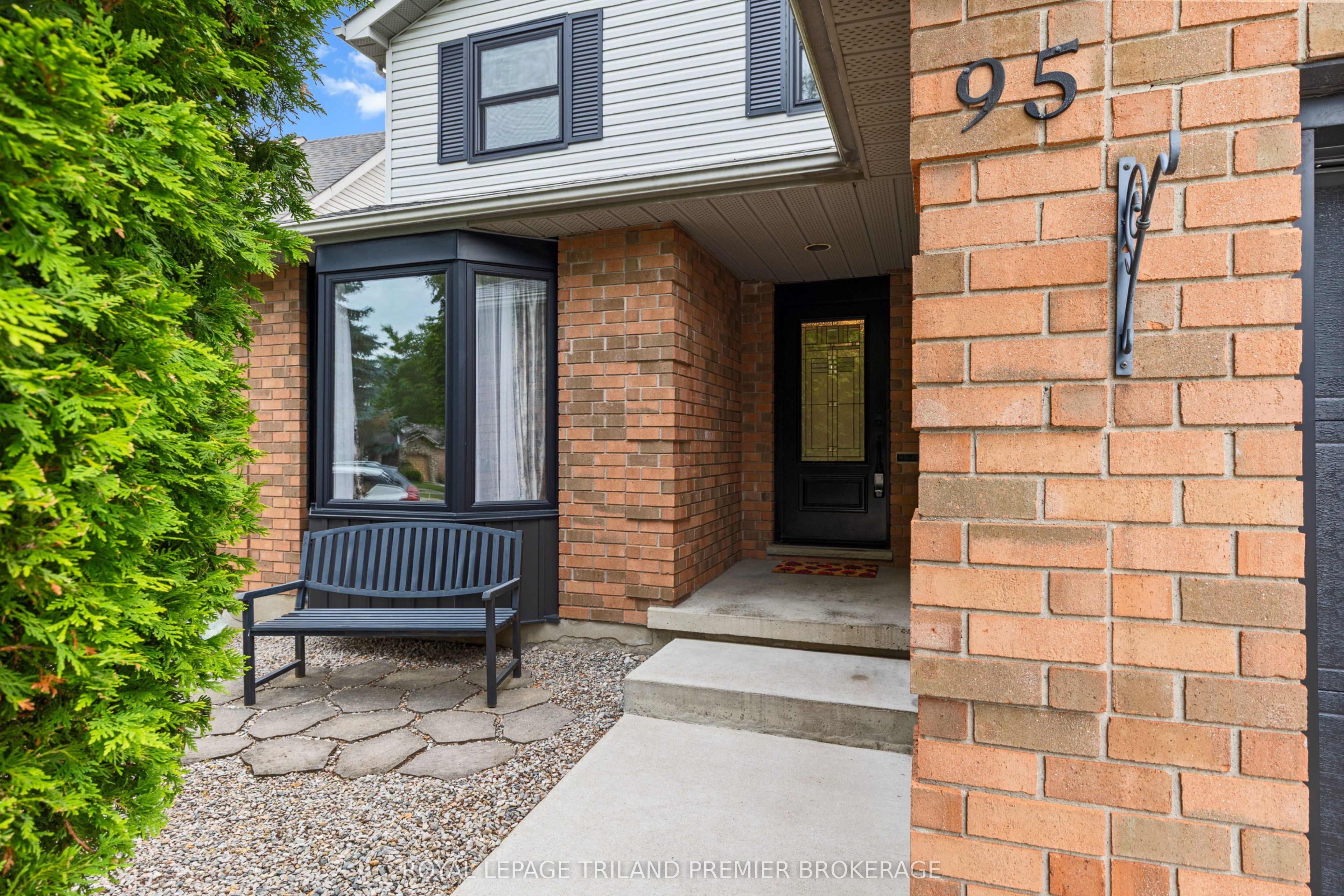 95 Gerald Crescent, London South, ON N5Z 5A4 photo 2