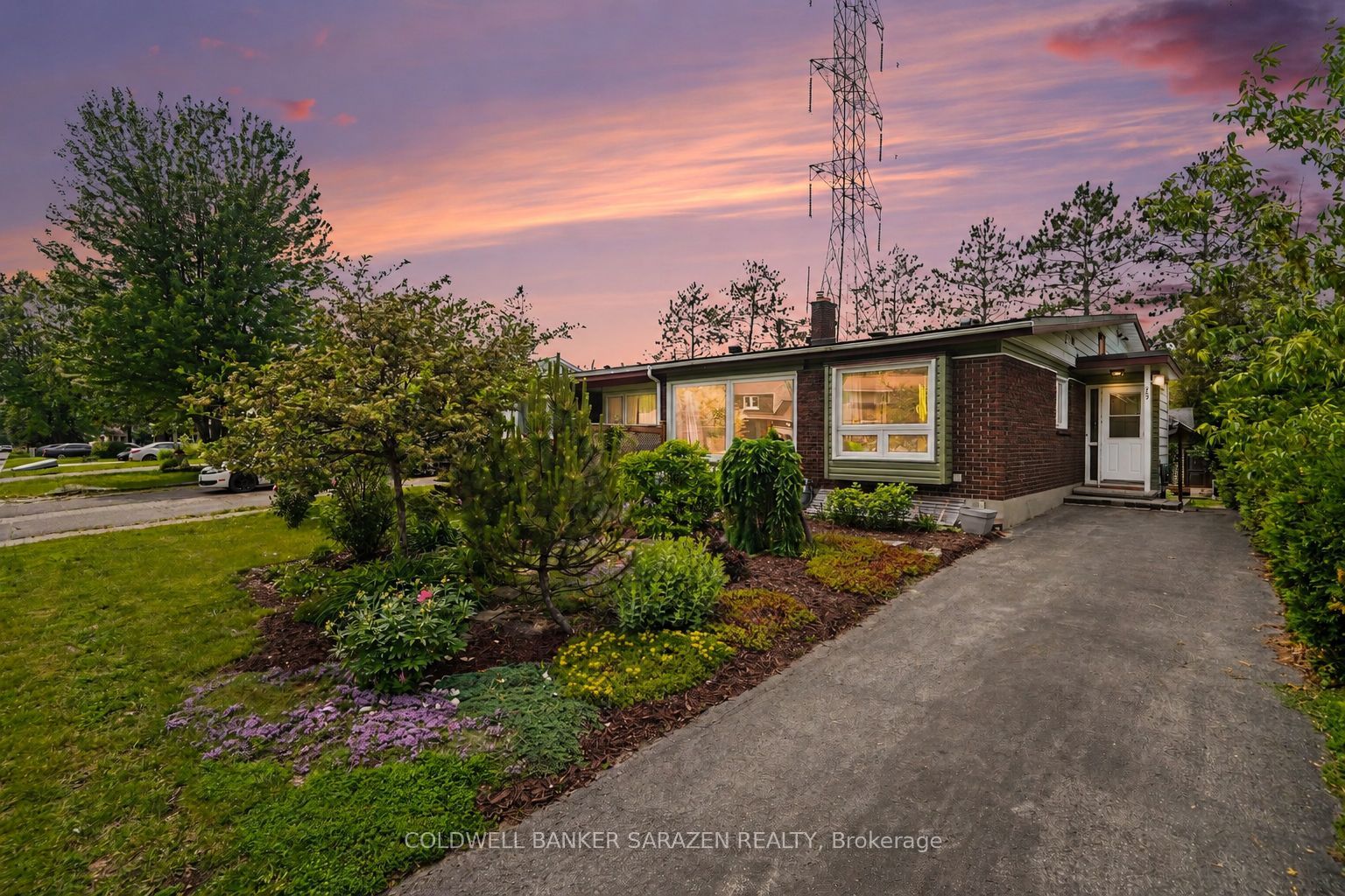 79 Woodfield Drive, Tanglewood - Grenfell Glen - Pineglen, ON K2G 0A1