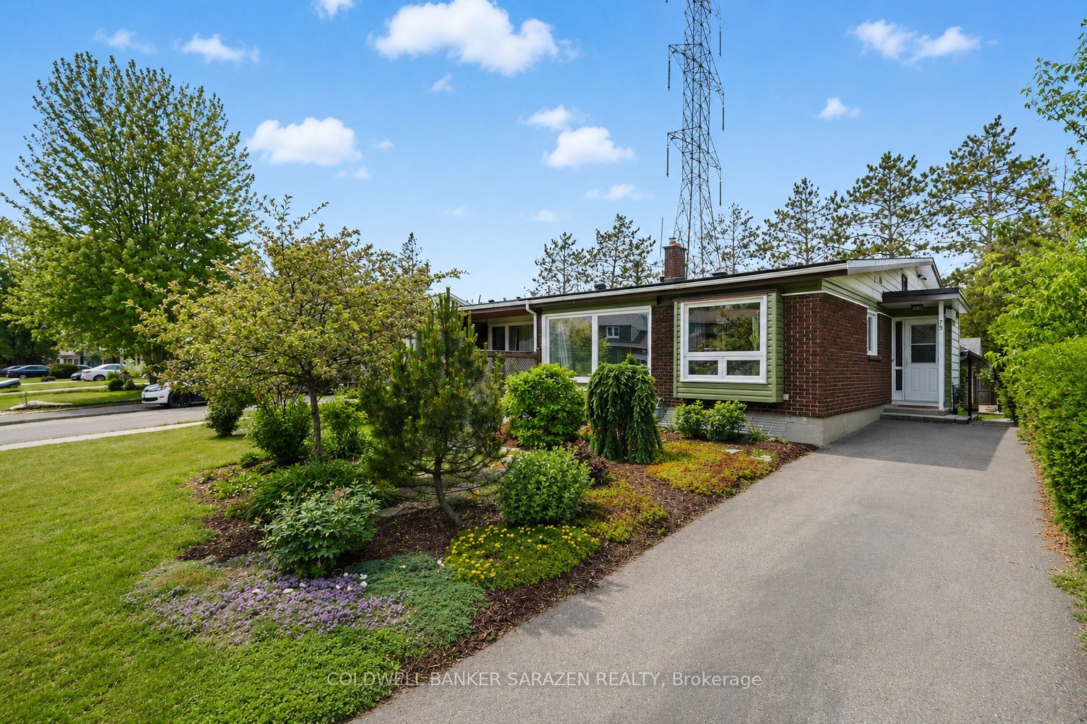 79 Woodfield Drive, Tanglewood - Grenfell Glen - Pineglen, ON K2G 0A1 photo 2
