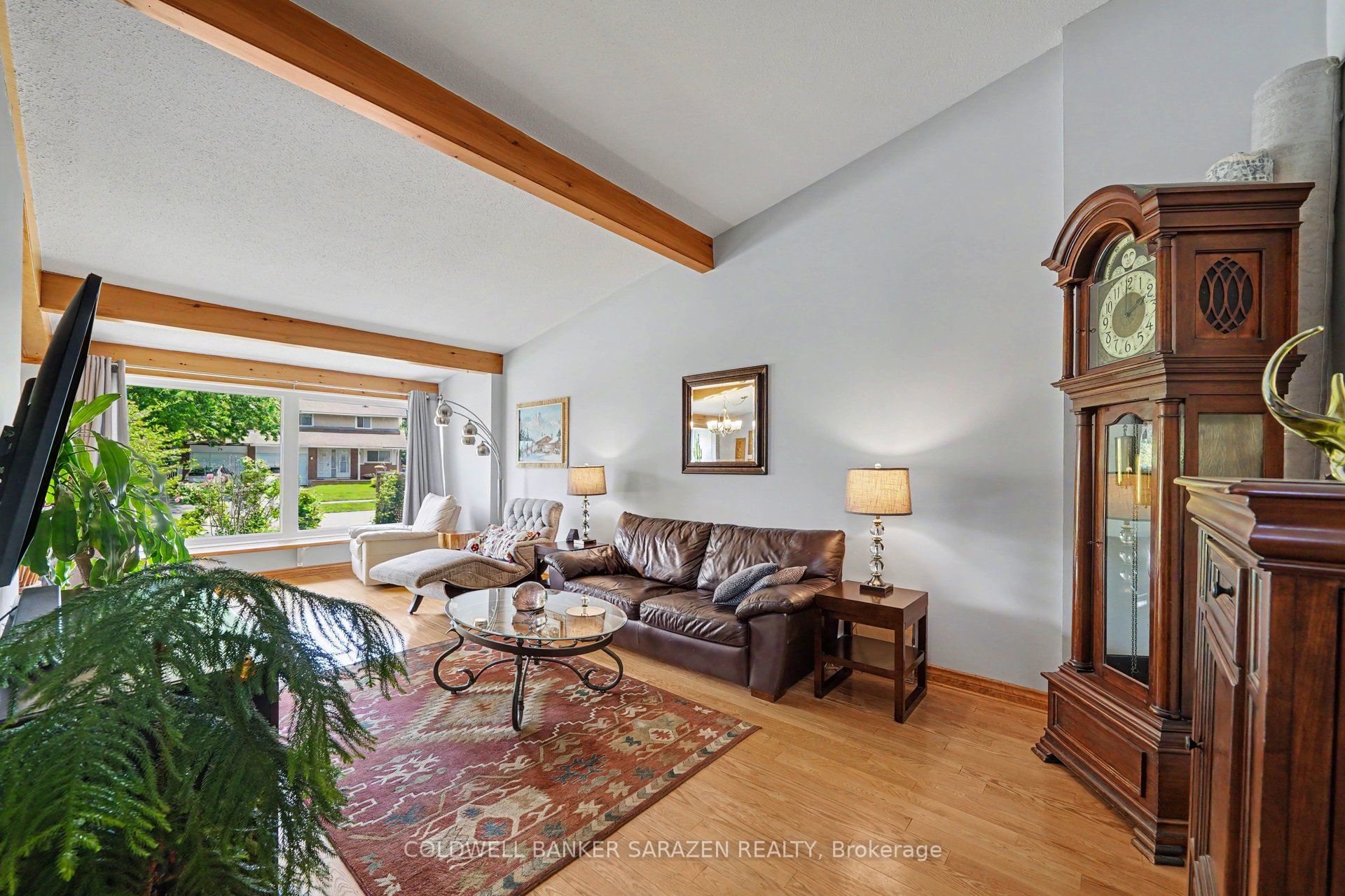 79 Woodfield Drive, Tanglewood - Grenfell Glen - Pineglen, ON K2G 0A1 photo 4