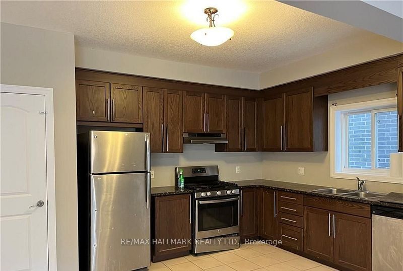286 Buttonbush Street Main, Waterloo, ON N2V 0B2 photo 3
