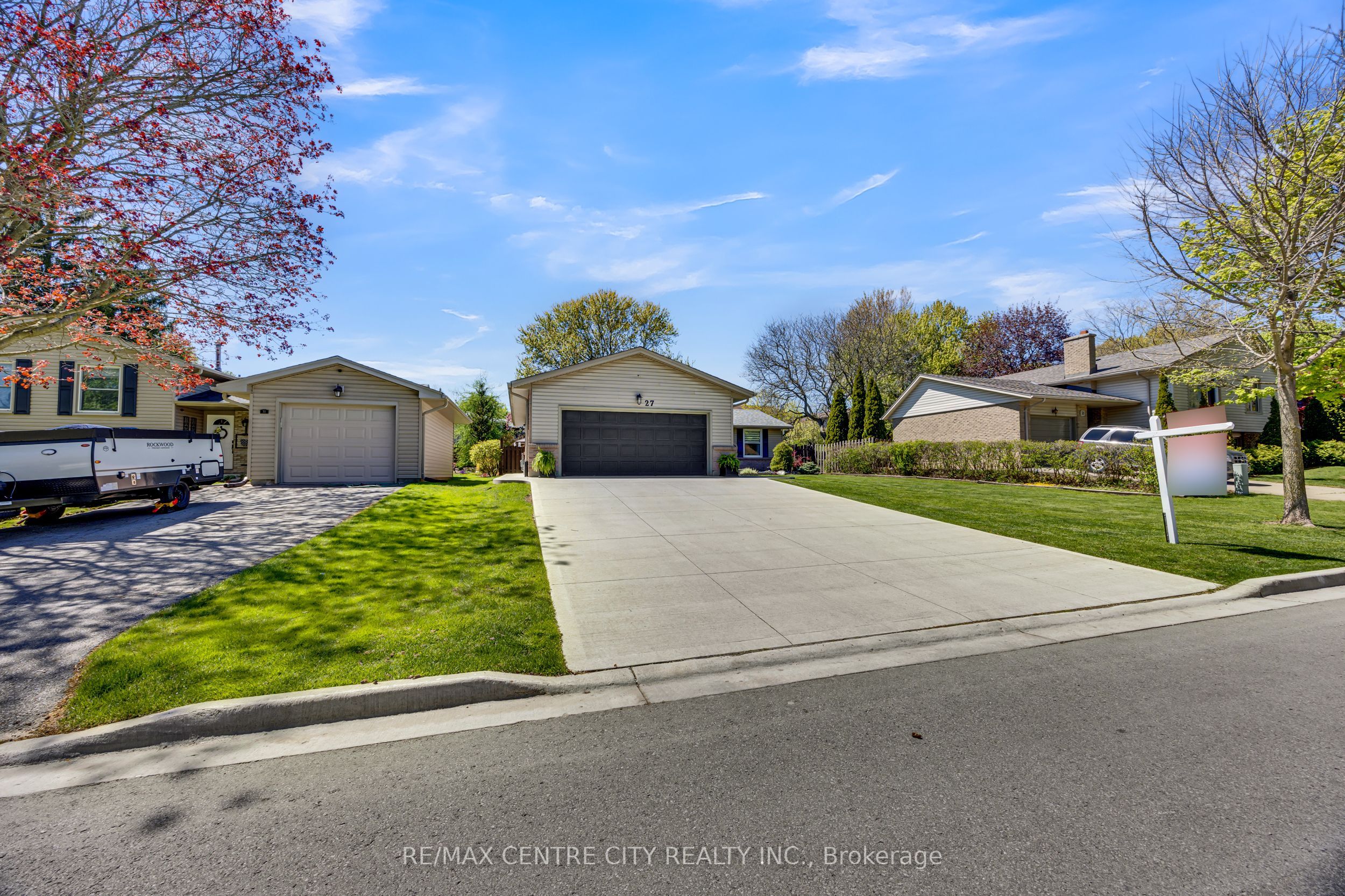 27 Bartlett Crescent, London South, ON N6K 1W3 photo 4