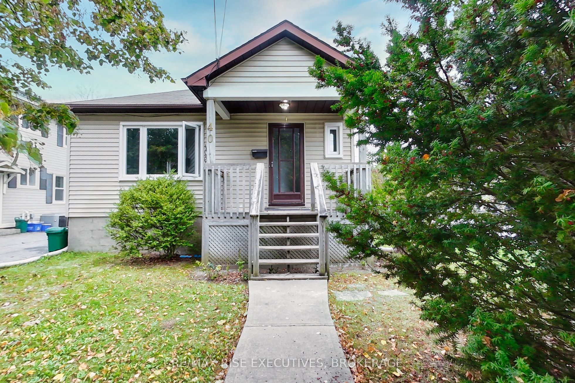 40 Helen Street 3, Kingston, ON K7L 4N9