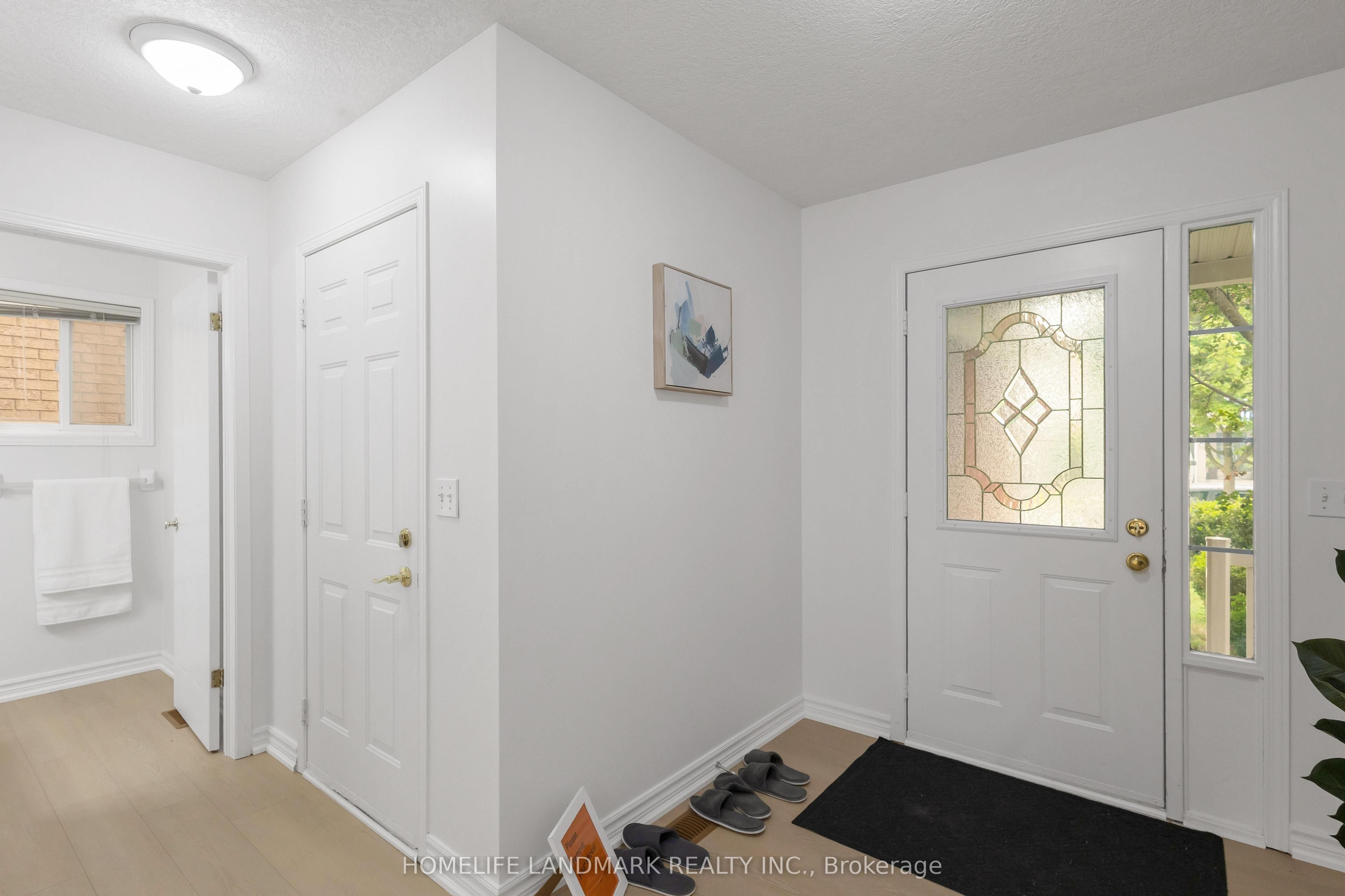 367 HAVENDALE Crescent, Waterloo, ON N2T 2T4 photo 2