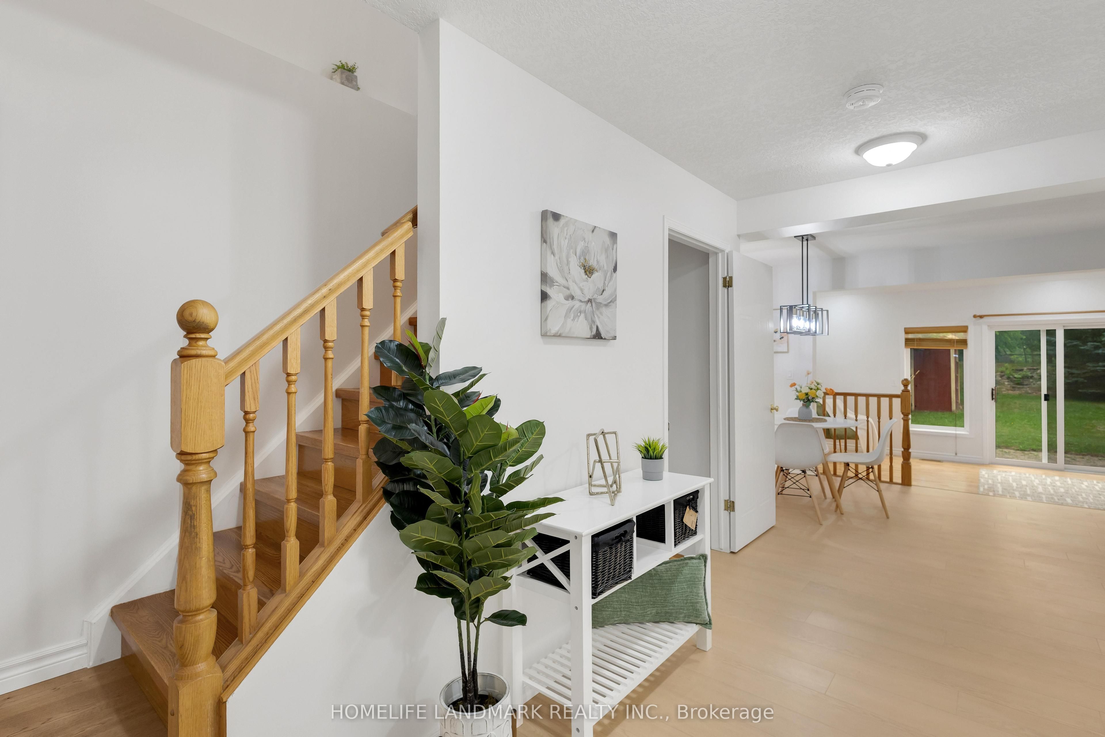 367 HAVENDALE Crescent, Waterloo, ON N2T 2T4 photo 4