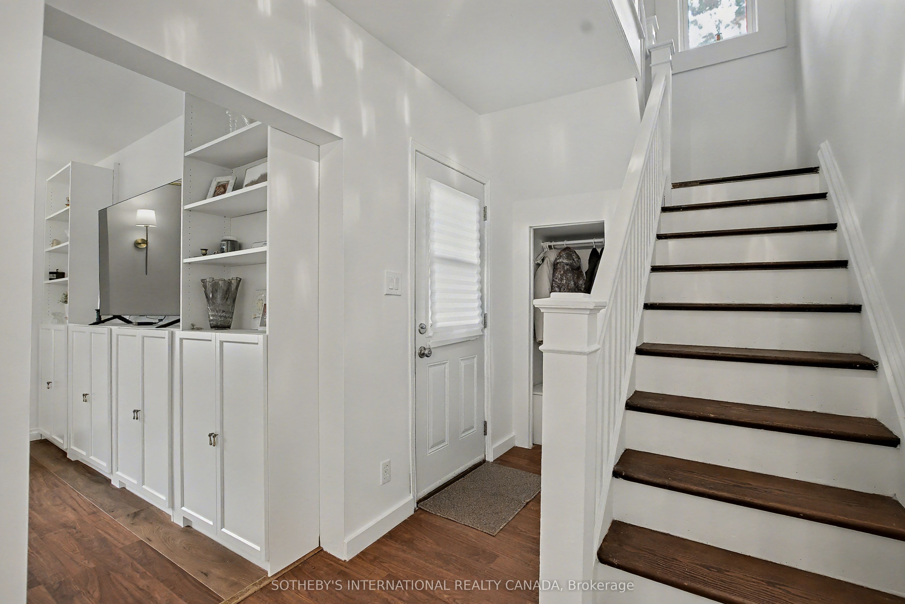 263 Cumberland Street, Minto, ON N0G 2P0 photo 4