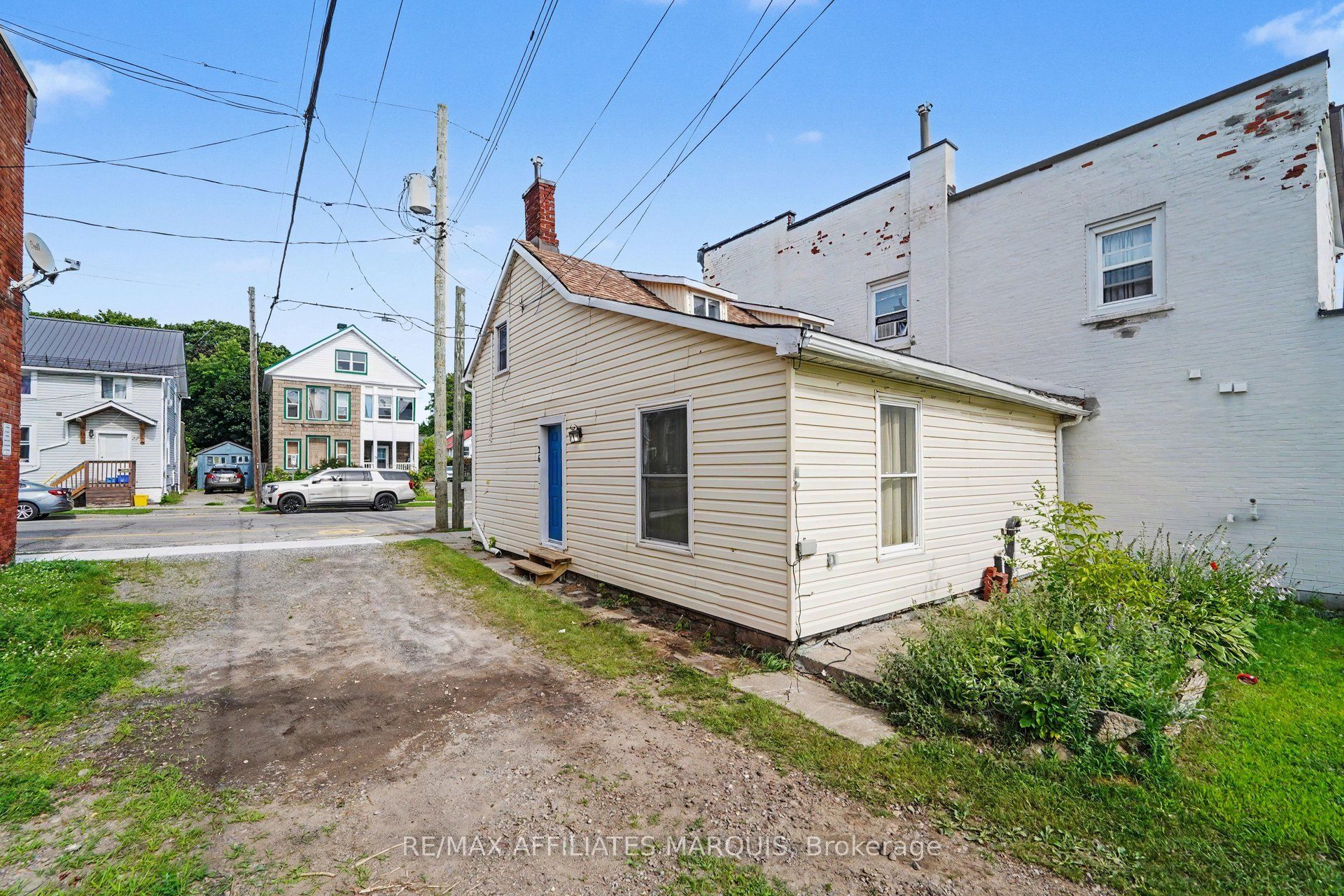 26 Market Street N, Smiths Falls, ON K7A 2E6 photo 4