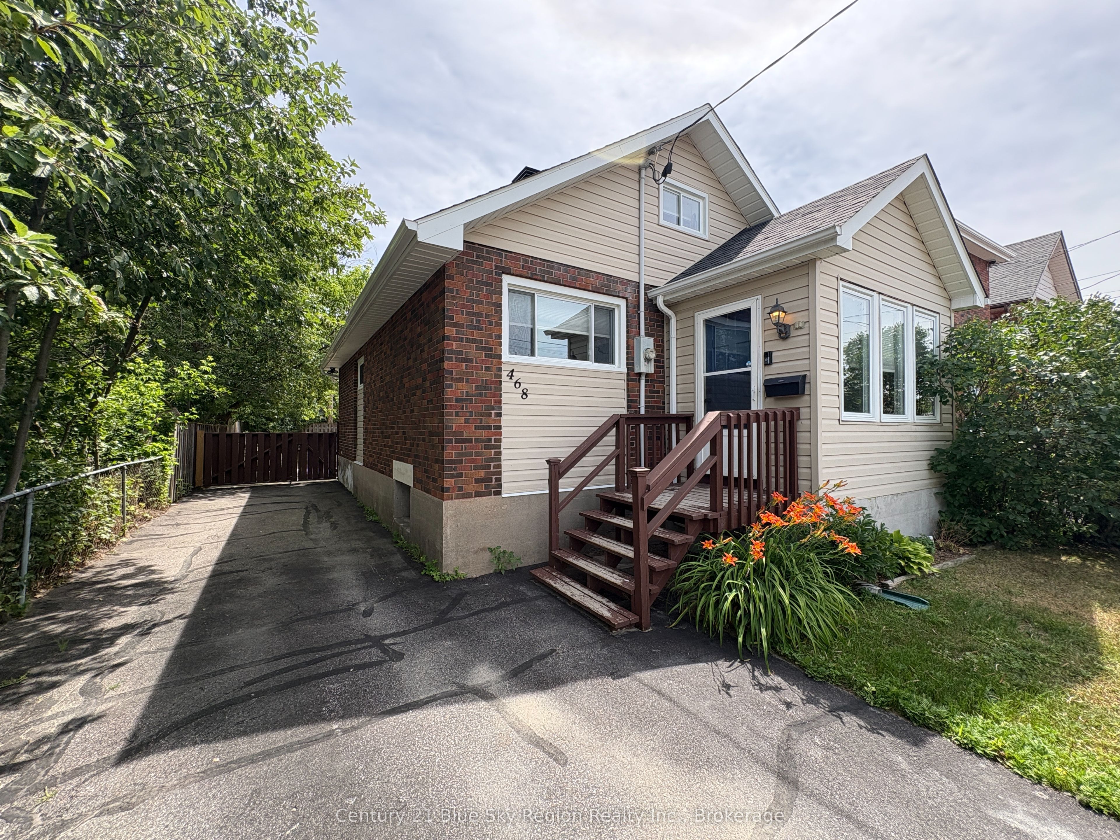 468 King Street W, North Bay, ON P1B 6A2 photo 3