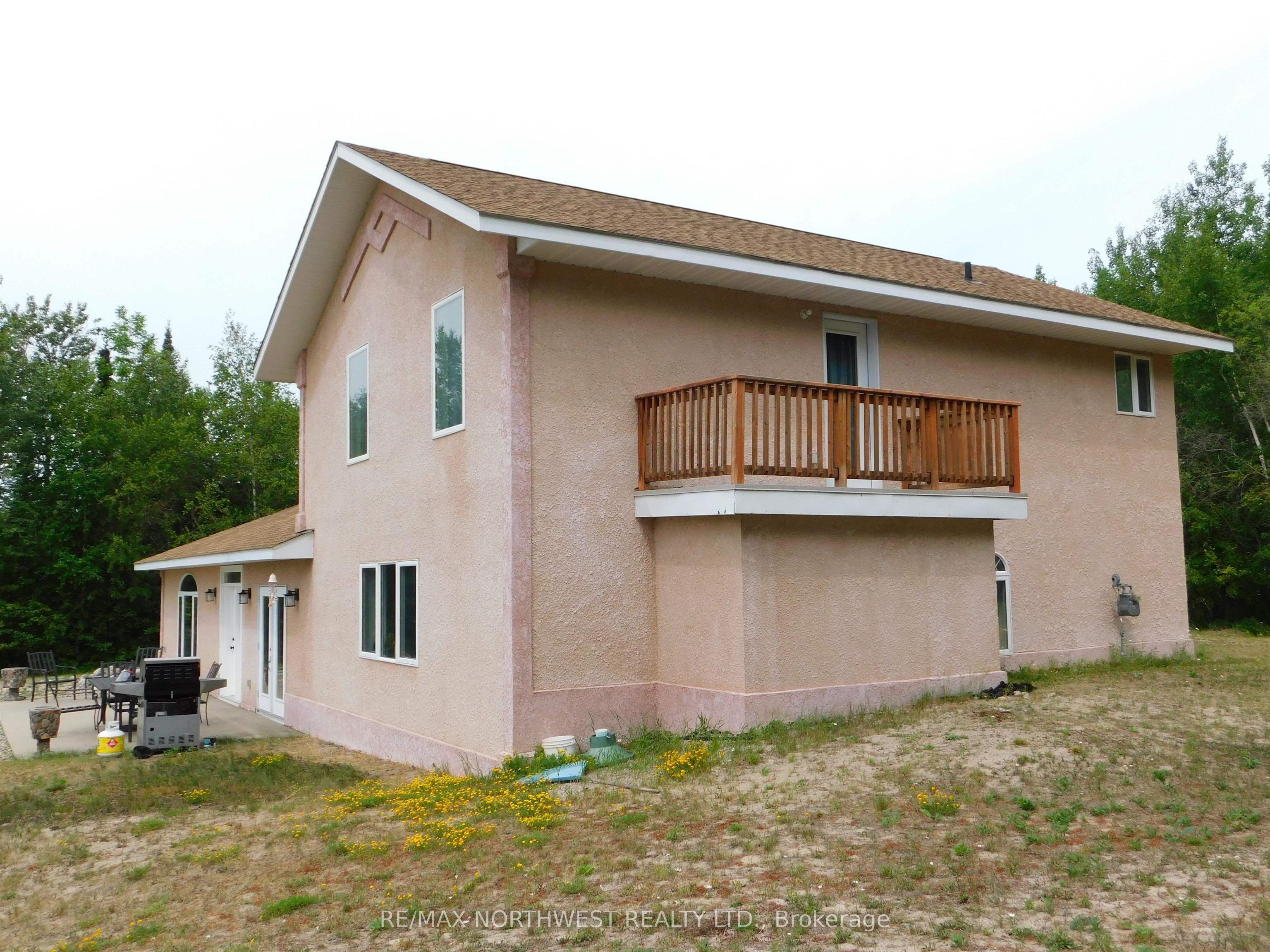 722 Sandy Beach Road, Dryden, ON P8N 0A2 photo 2