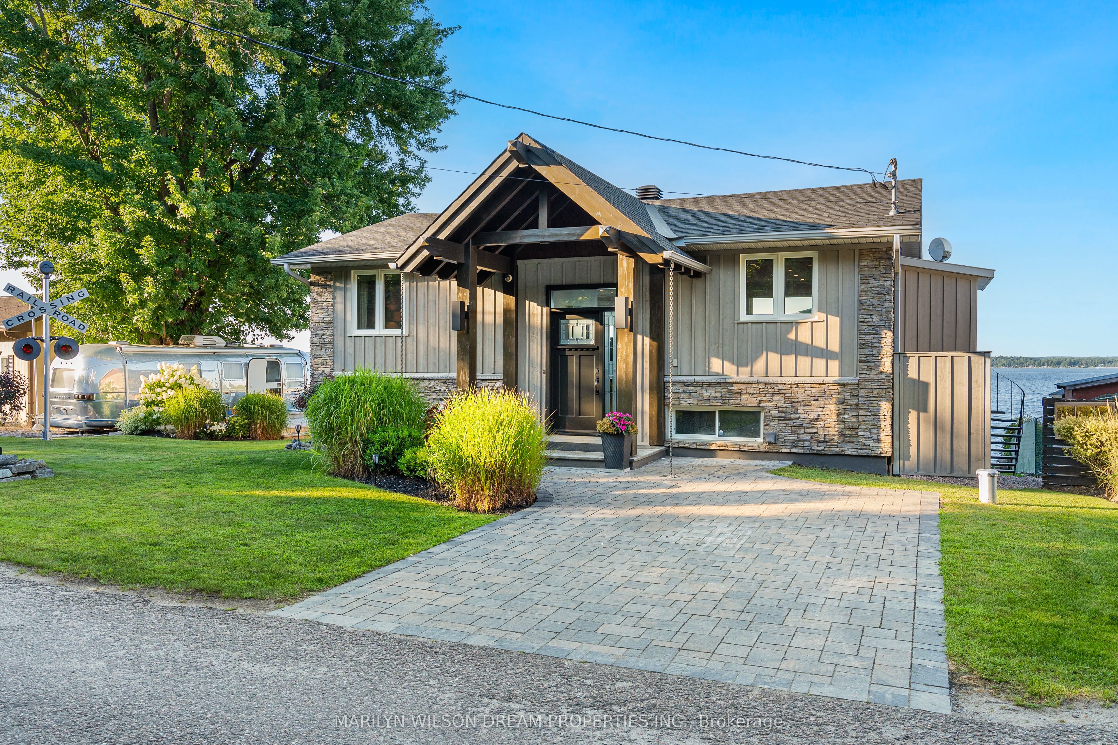 614 Lake Street, McNab/Braeside, ON K7V 3Z8 photo 4