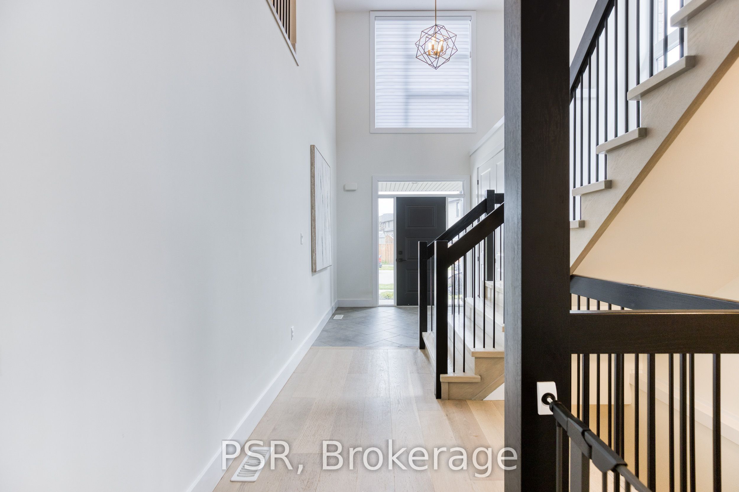 577 Doonwoods Crescent, Kitchener, ON N2P 0E5 photo 3