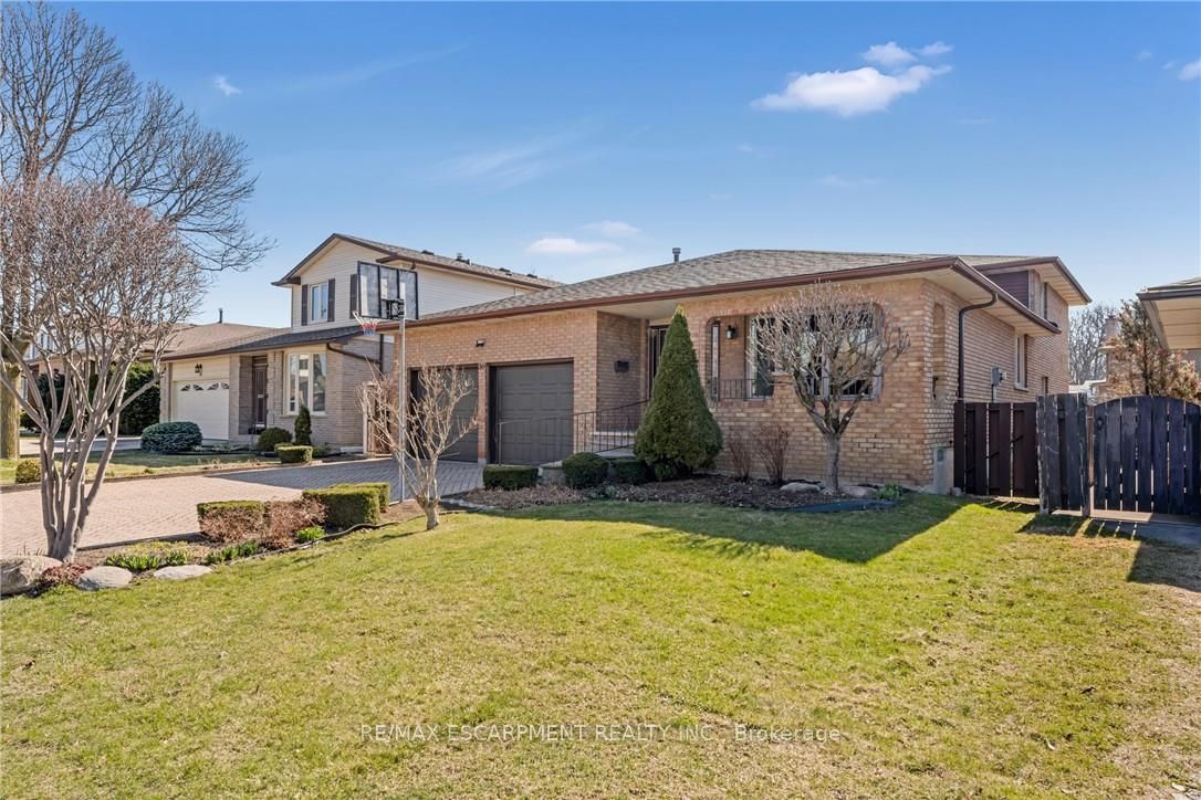 36 Skylark Drive, Hamilton, ON L9A 4Y2 photo 4