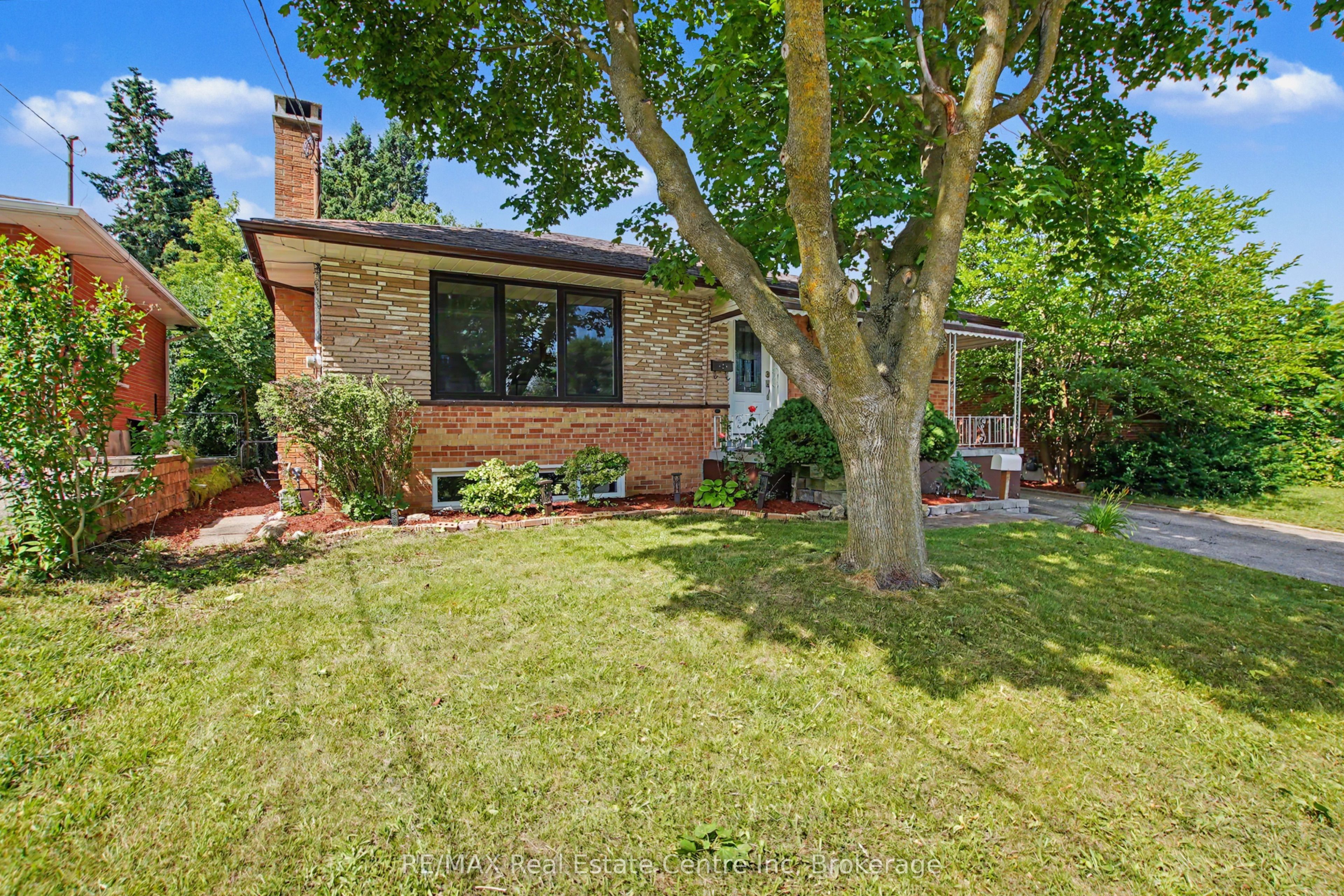 91 Dumbarton Street, Guelph, ON N1E 3T5 photo 3