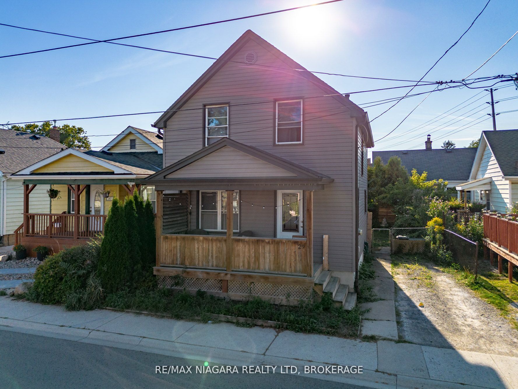 29 Wilson Street, St. Catharines, ON L2R 5Z9 photo 2