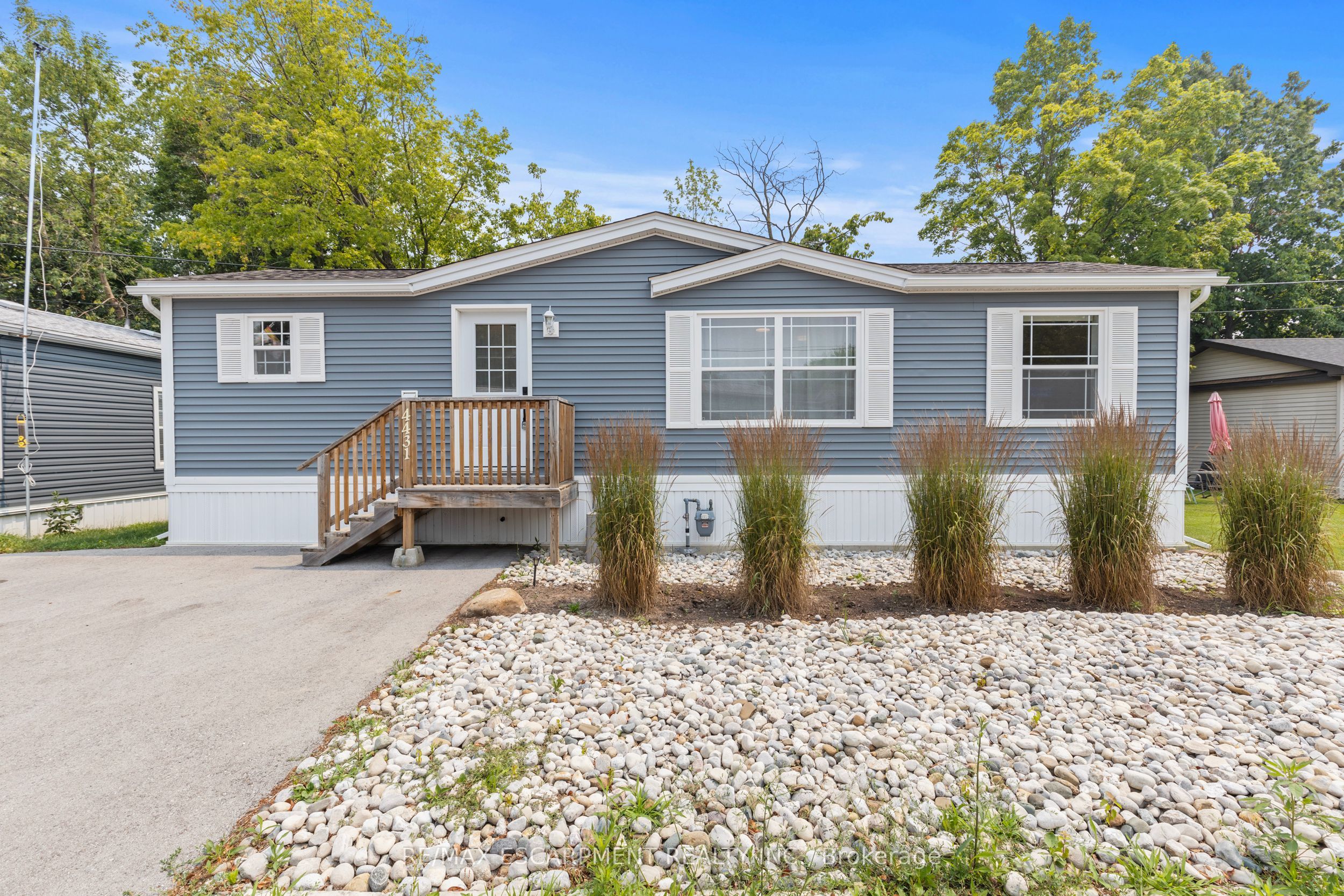4431 Timothy Lane W, Lincoln, ON L3J 0W1