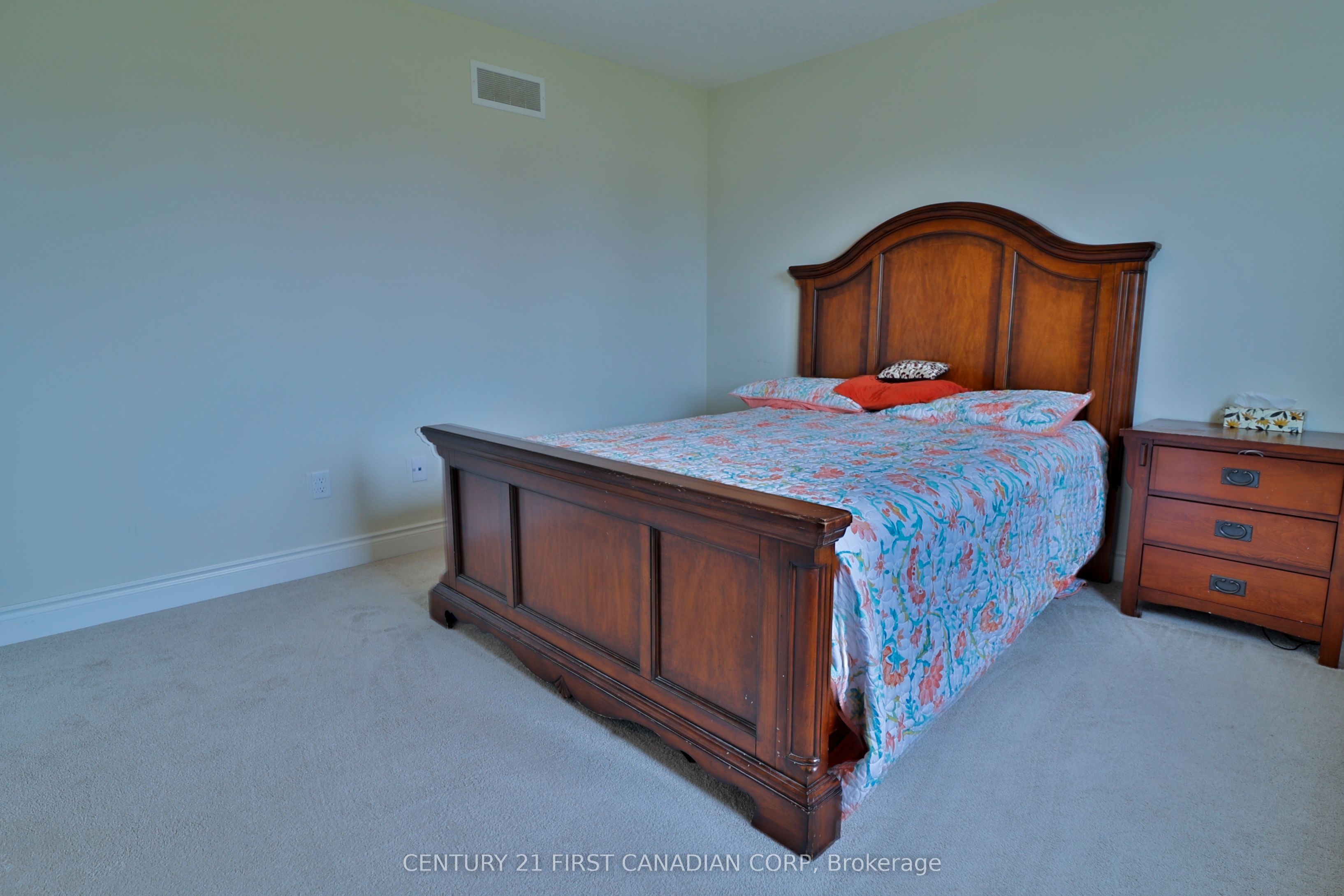 1266 Silverfox Drive, London North, ON N6G 0V8 photo 3