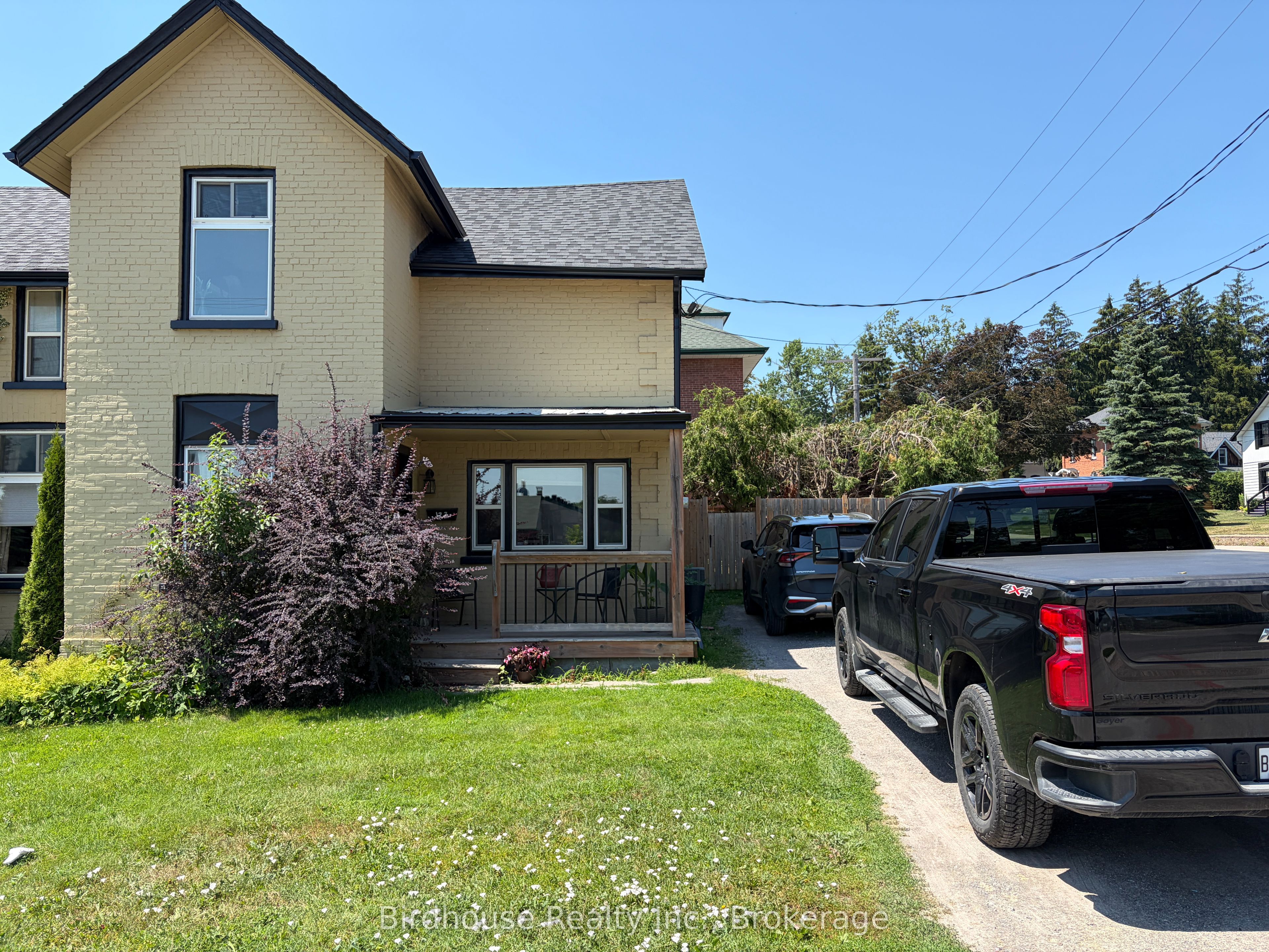 123 William Street N, Kawartha Lakes, ON K9V 4A9