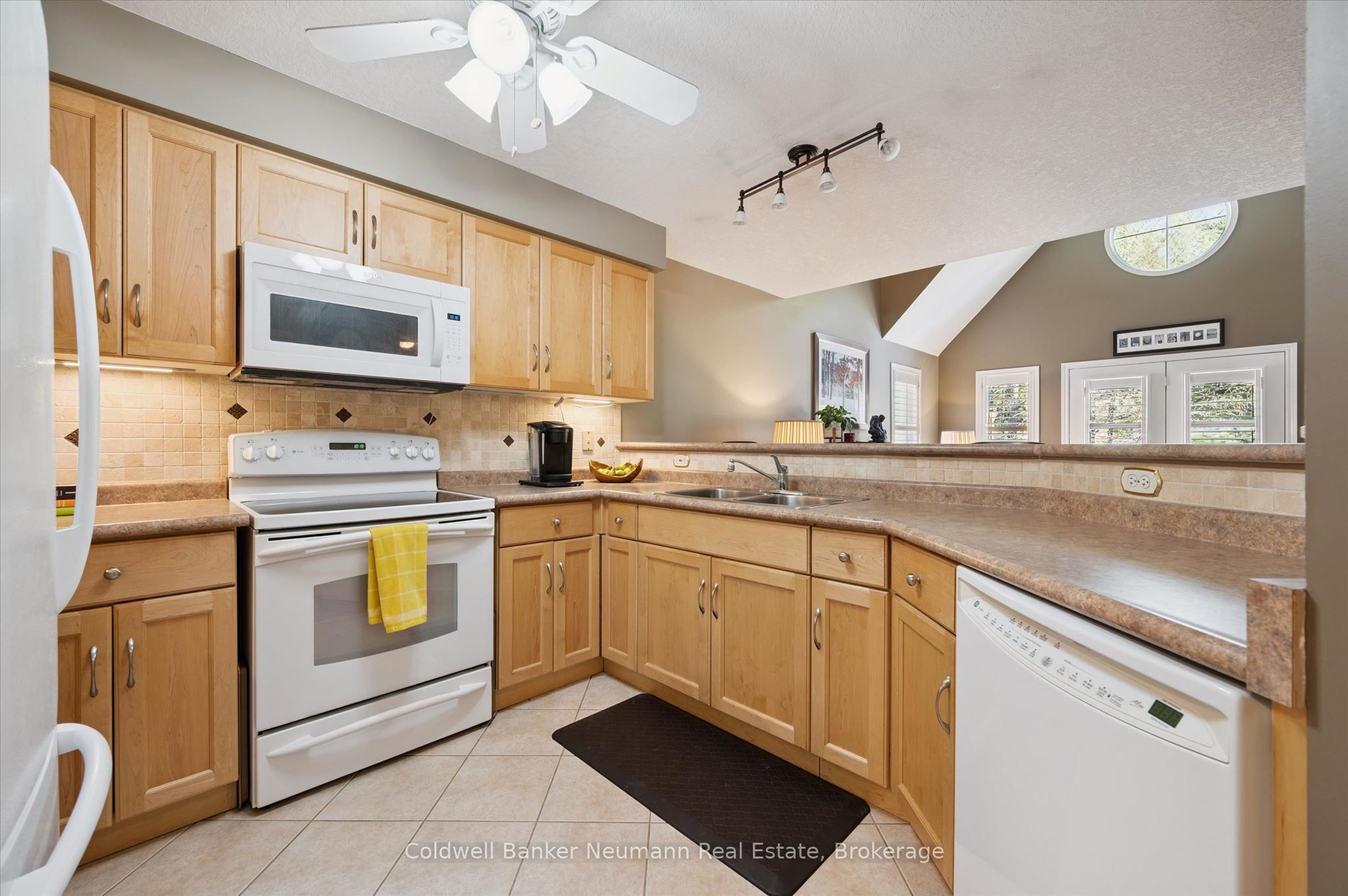 165 Terraview Crescent 17, Guelph, ON N1G 5G8 photo 4