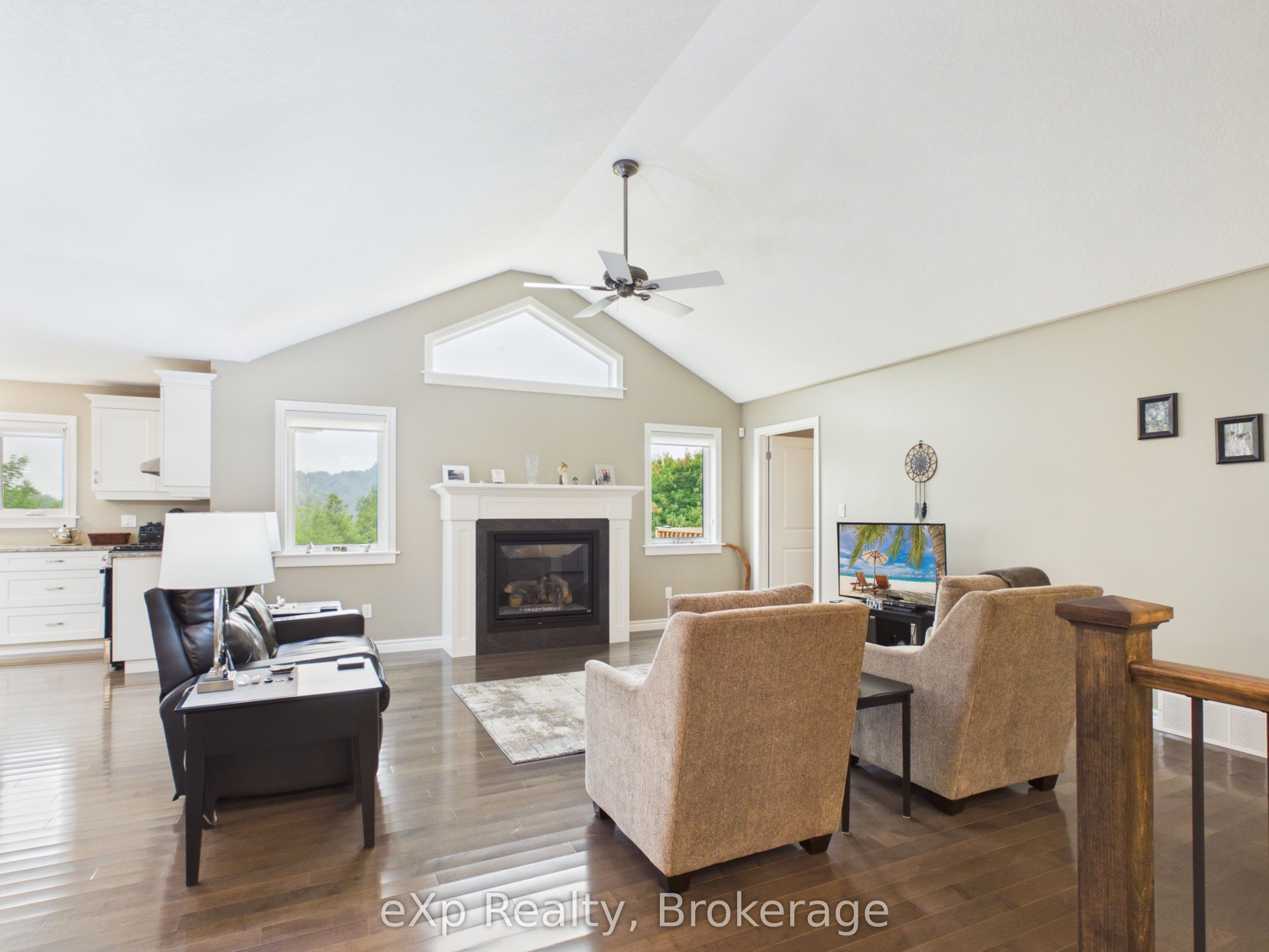 207 Edmund Street, West Grey, ON N0G 1C0 photo 5
