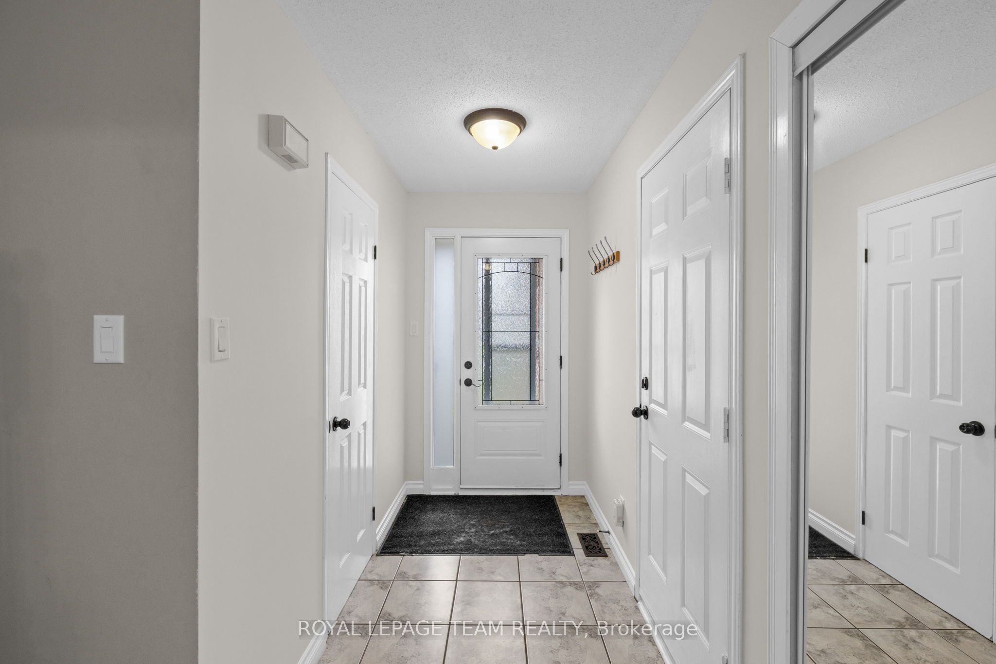 50 Springcreek Crescent, Kanata, ON K2M 2M2 photo 4