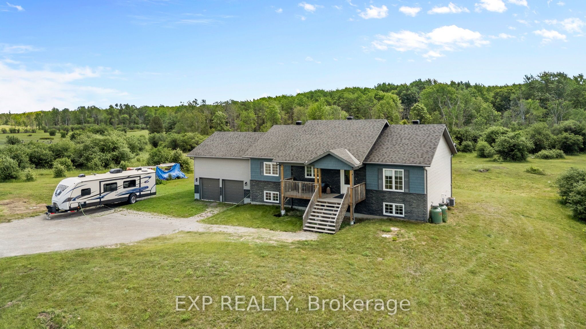4153 Roger Stevens Drive, Montague, ON K7A 4S6 photo 4