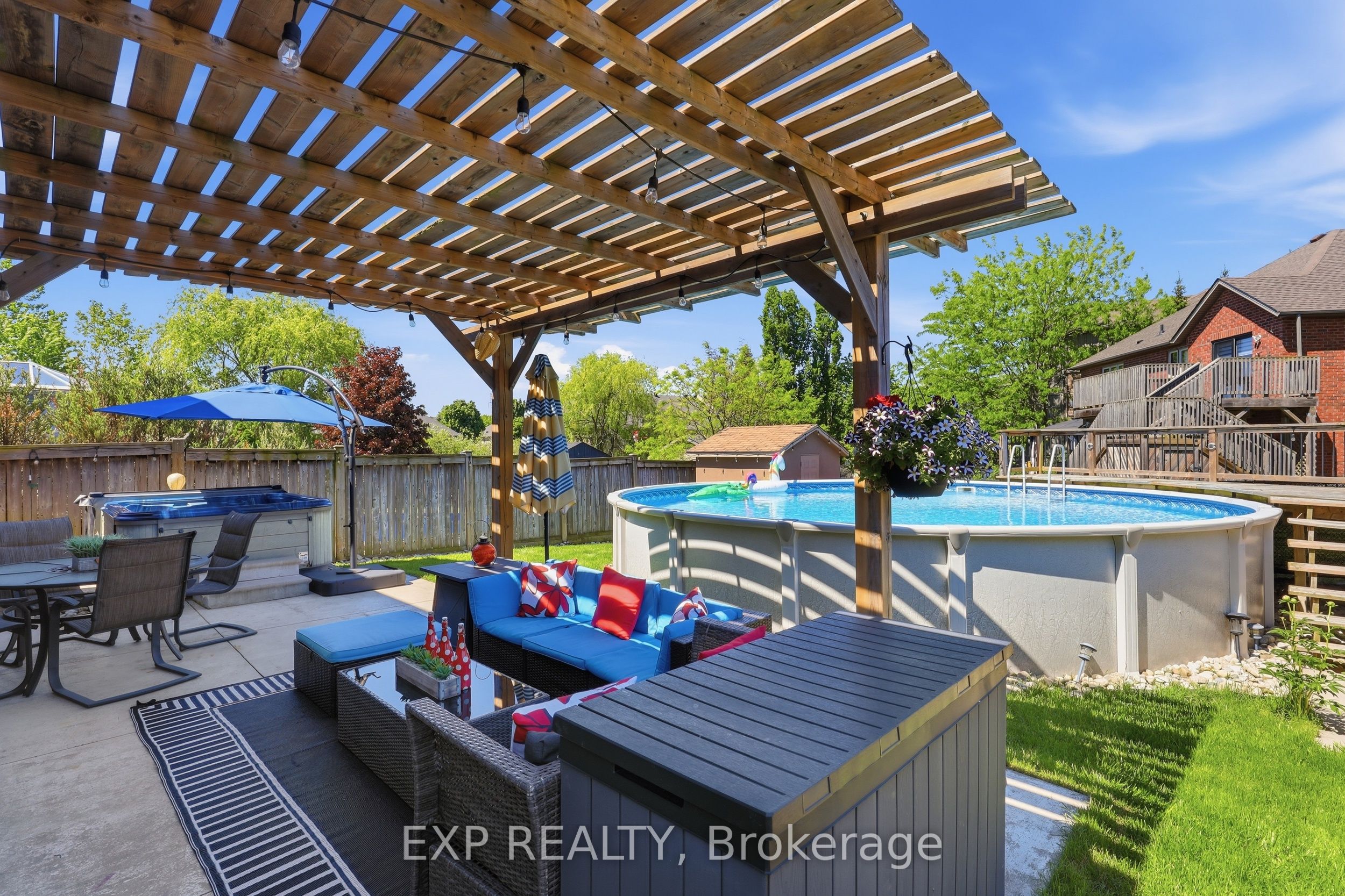 194 Southbrook Drive, Hamilton, ON L0R 1C0