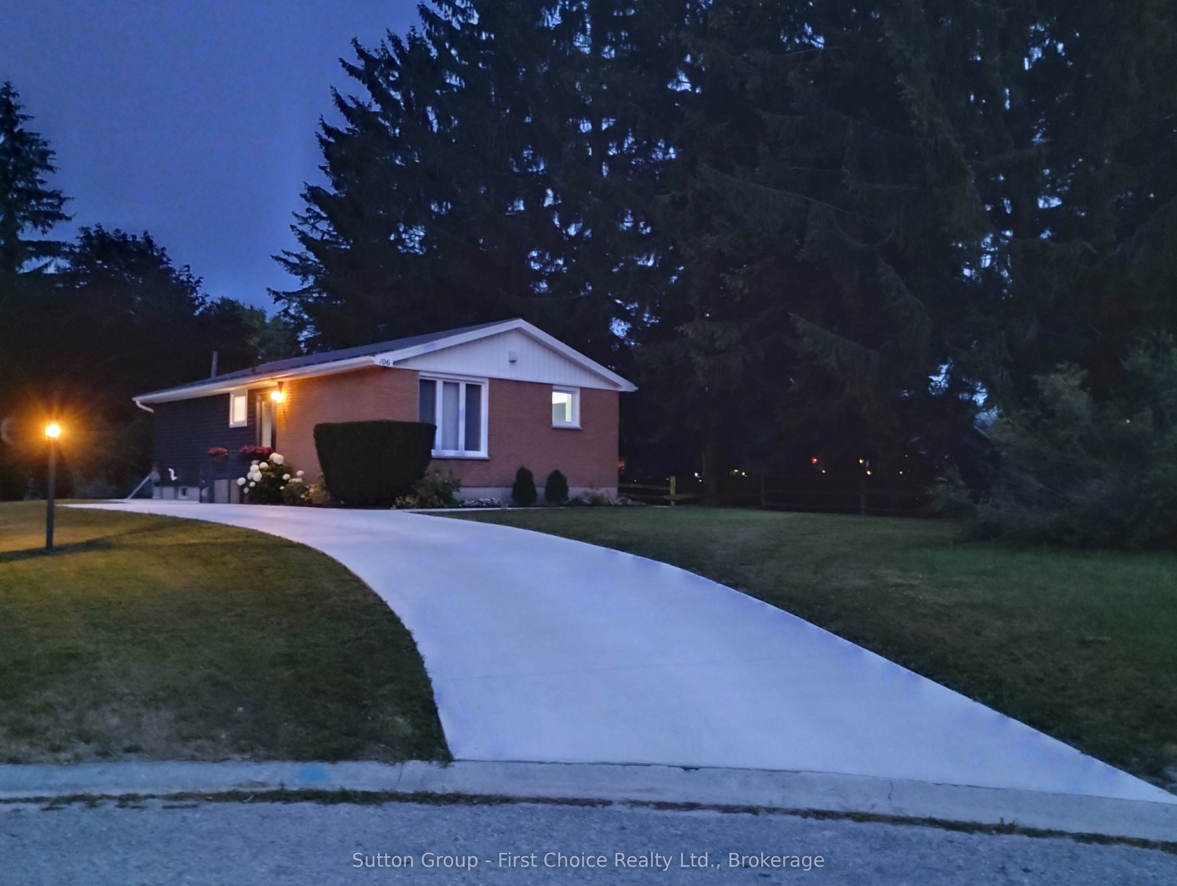 106 Sunset Crescent, North Huron, ON N0G 2W0 photo 3