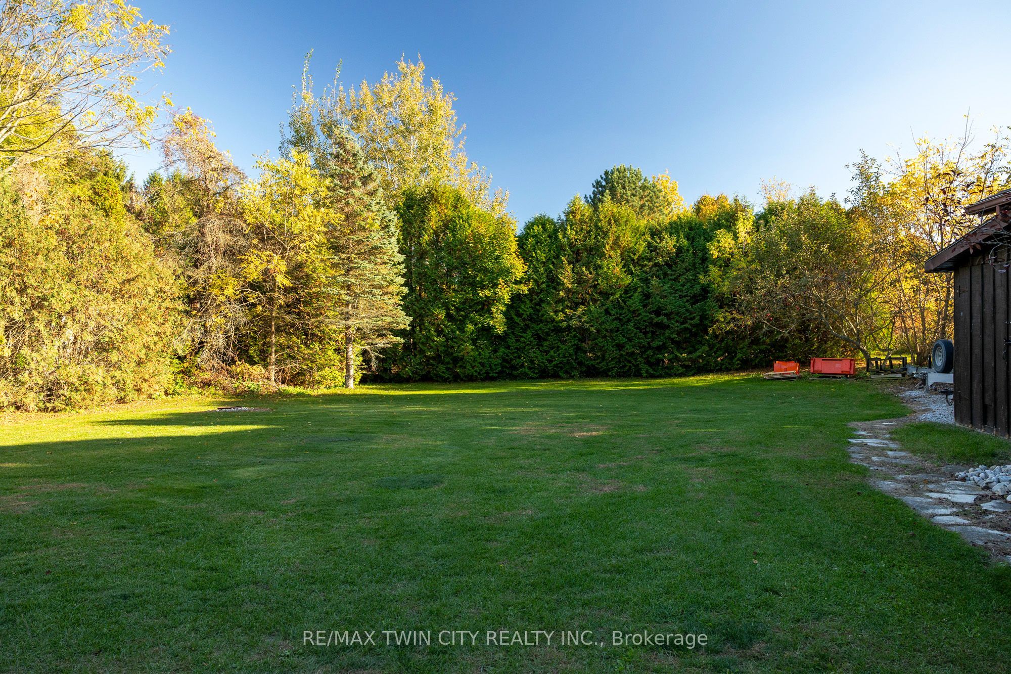 976 MCDOWELL Road E, Norfolk, ON N3Y 4J9 photo 5