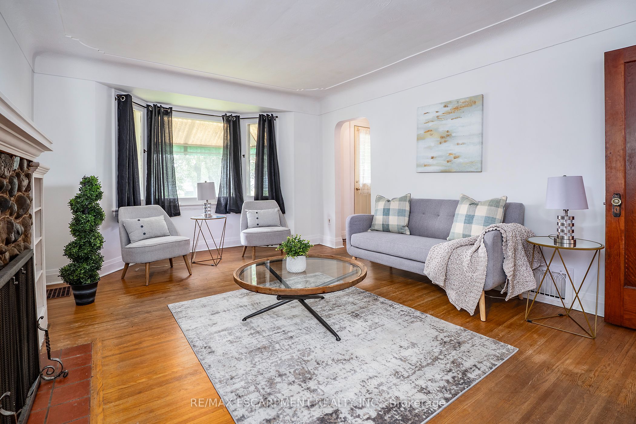 90 Osler Drive, Hamilton, ON L9H 4B5 photo 5