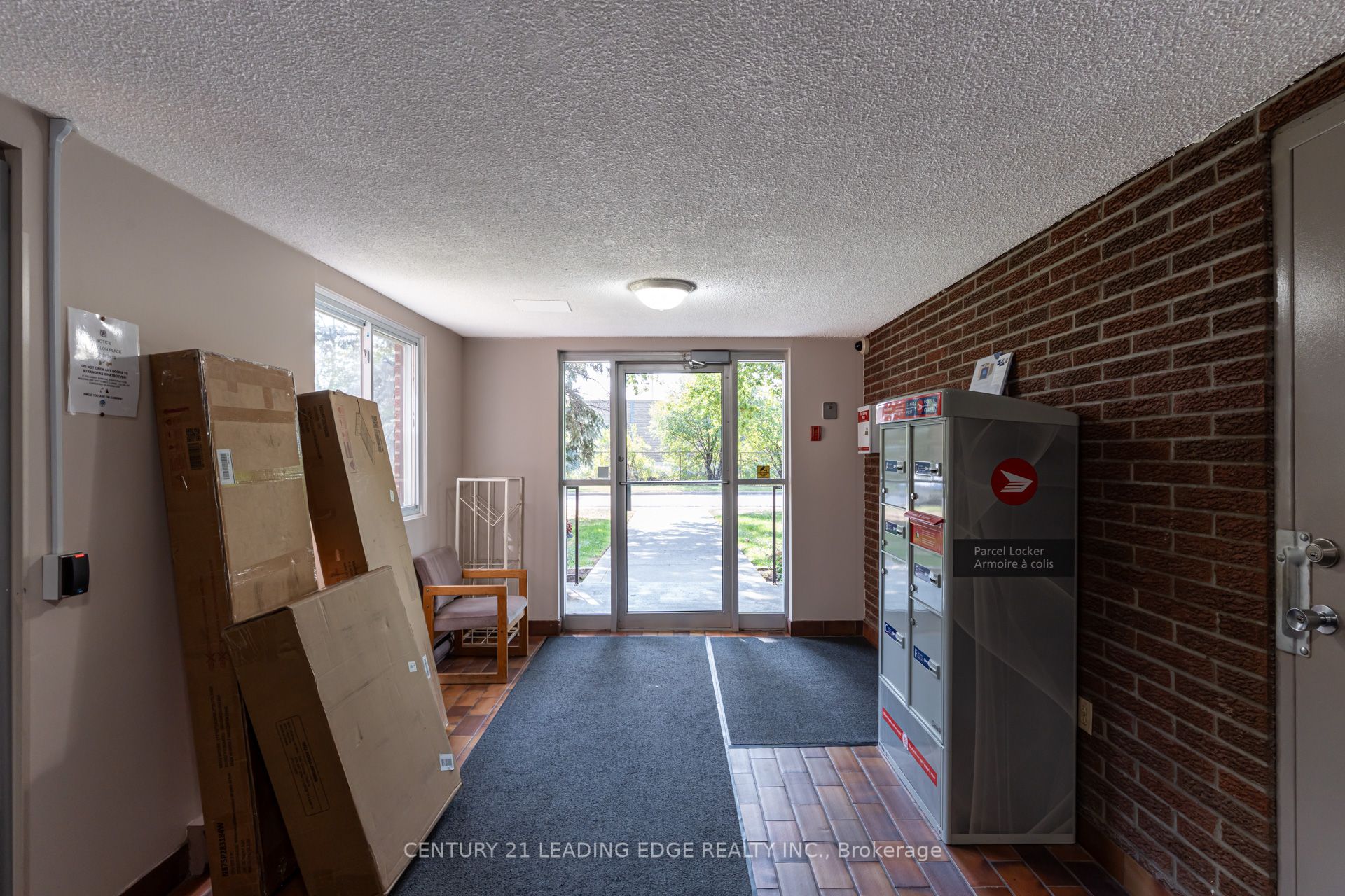 30 Avalon Place 314, Kitchener, ON N2M 4N6 photo 4