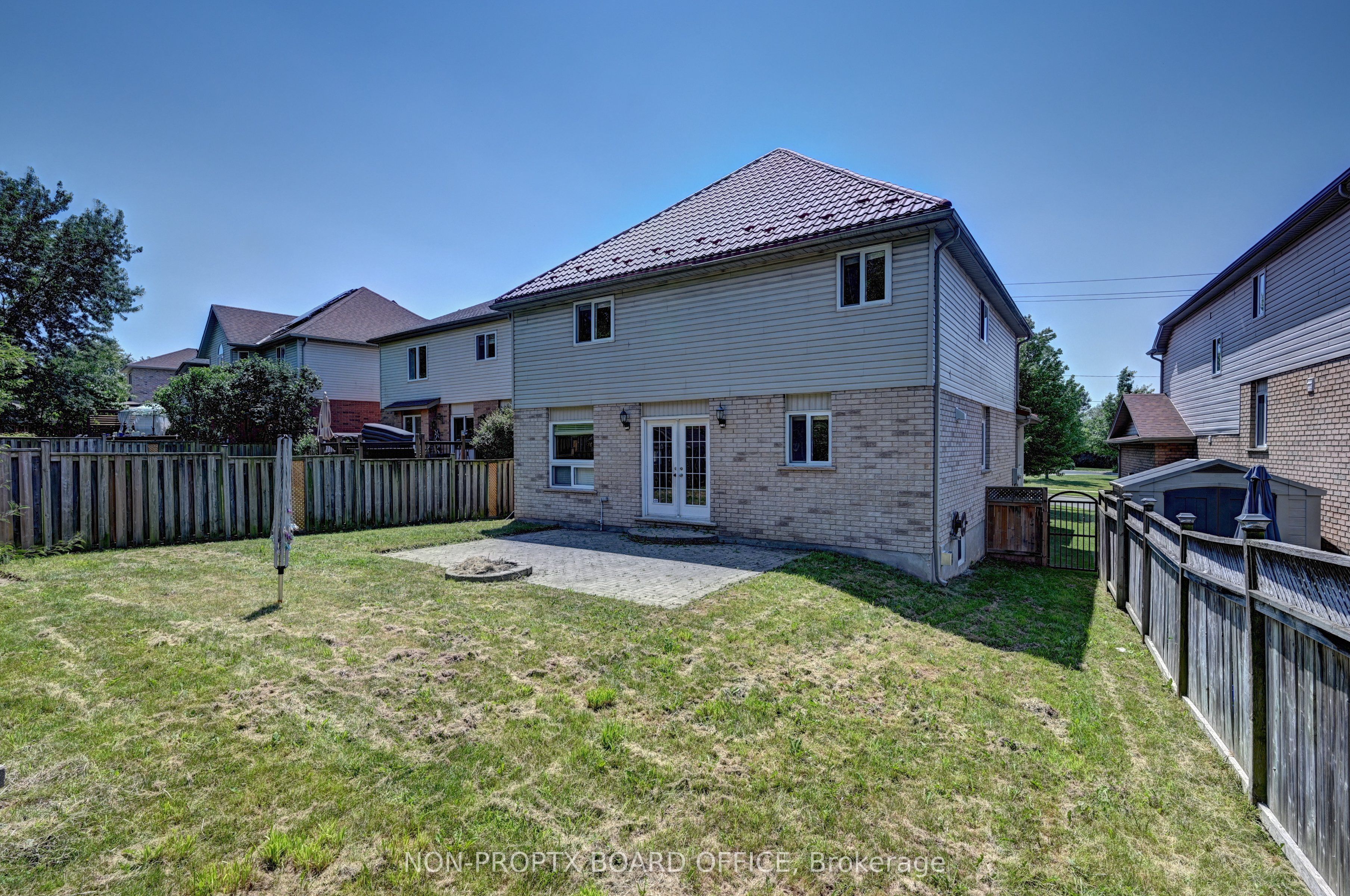 58 Doon Mills Drive, Kitchener, ON N2P 2S3 photo 2