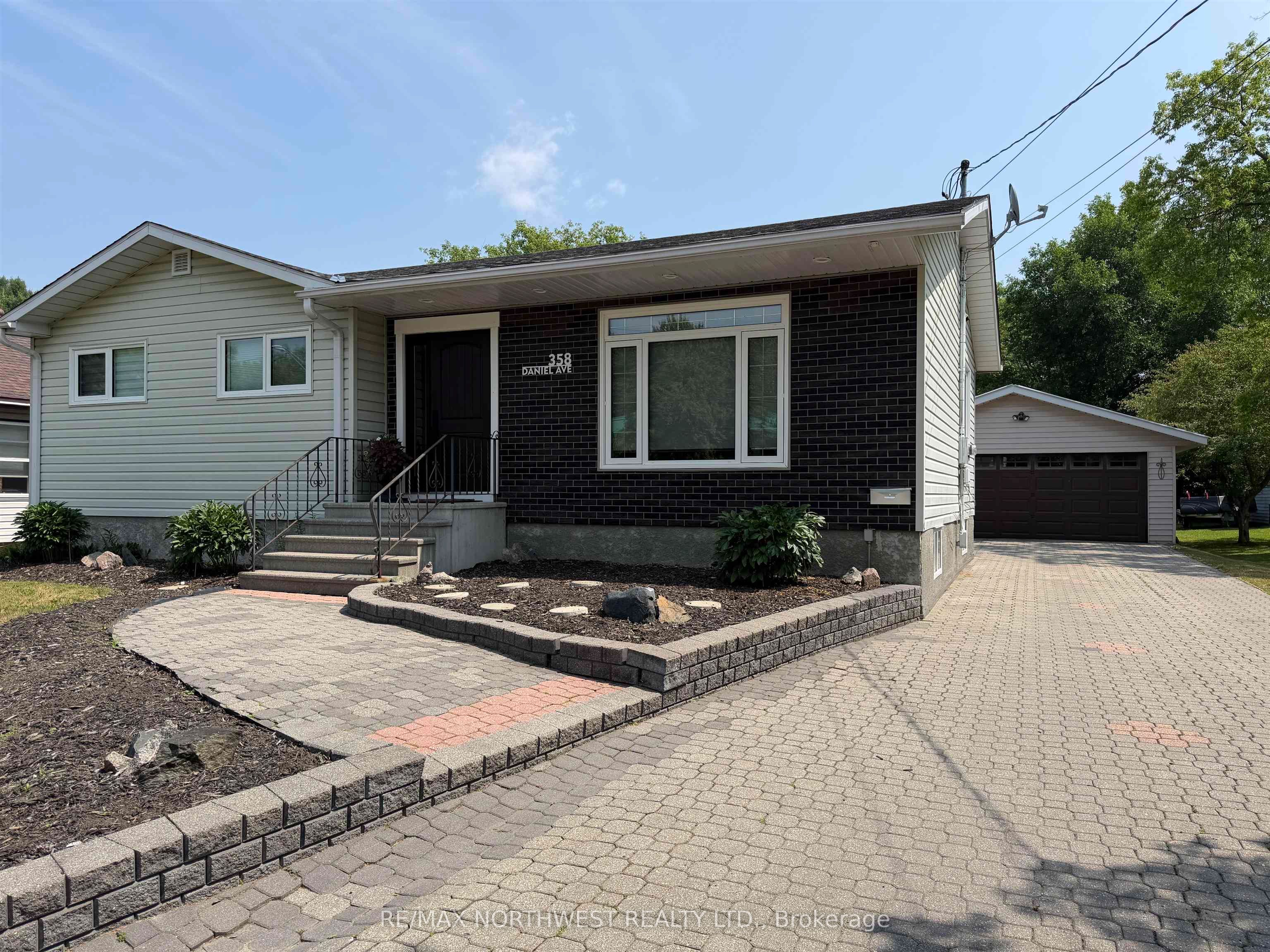 358 Daniel Avenue, Fort Frances, ON P9A 3L6