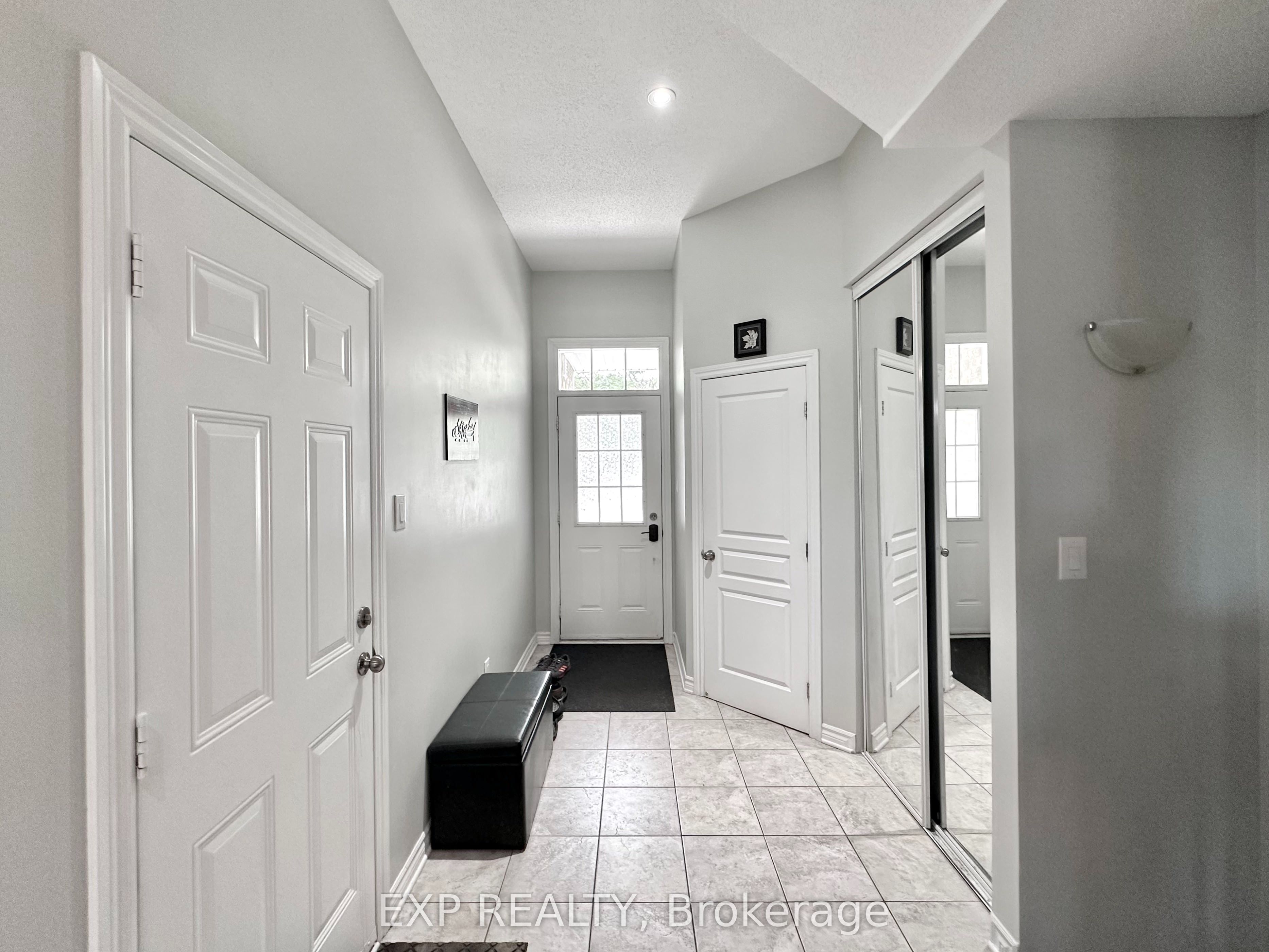 421 Foxhall Way, Kanata, ON K2M 2H1 photo 3