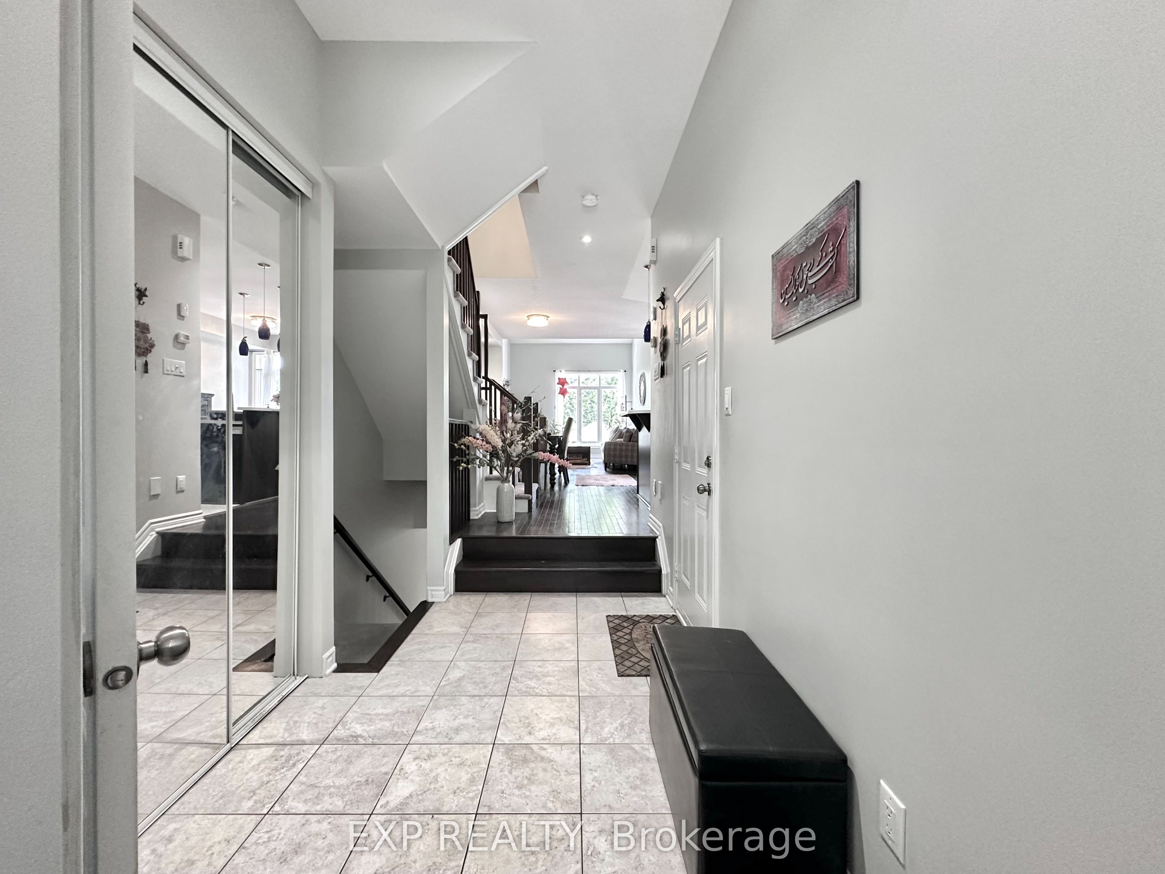 421 Foxhall Way, Kanata, ON K2M 2H1 photo 4