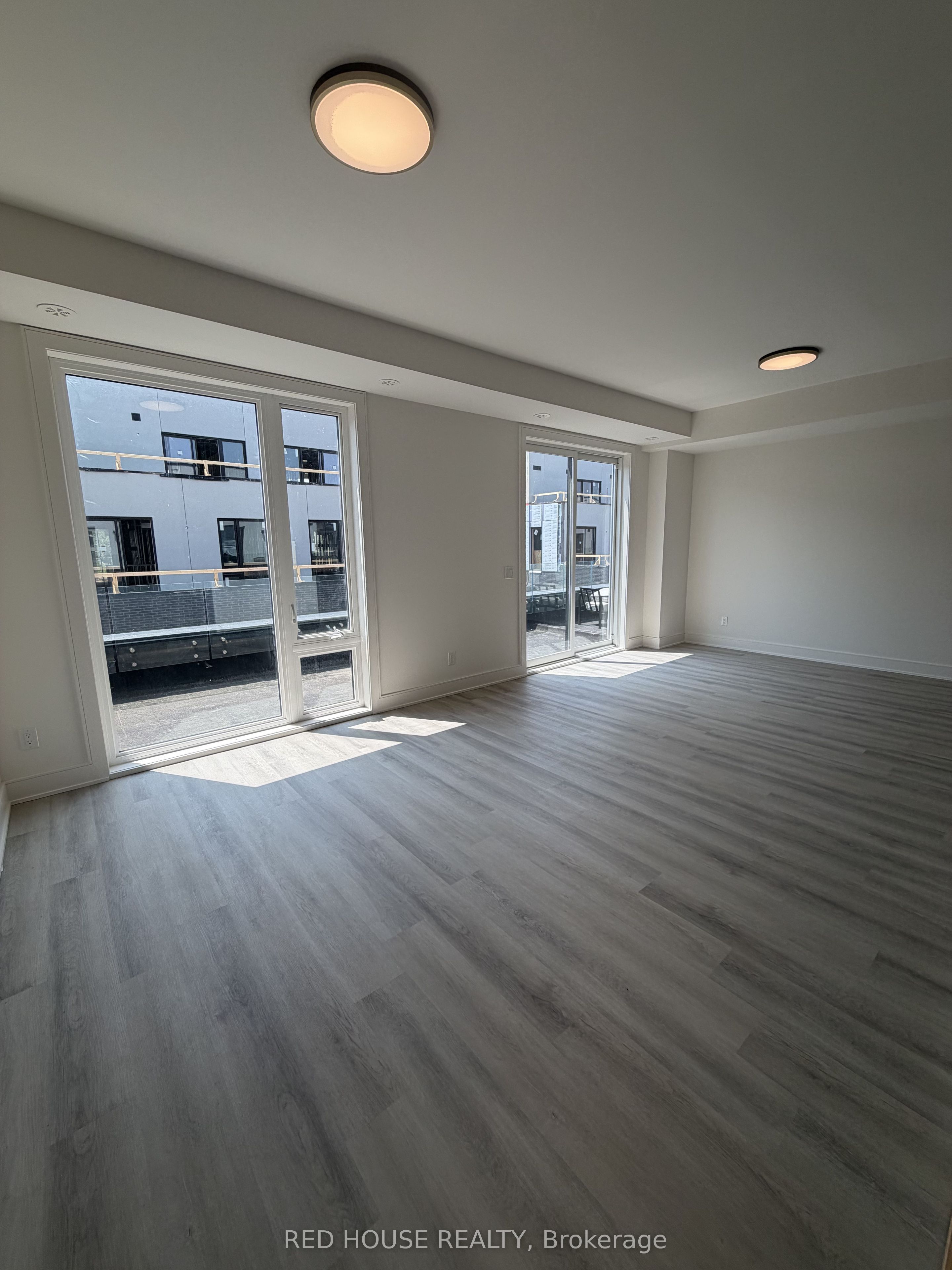 77 Everett Common, St. Catharines, ON L2P 0H2 photo 5