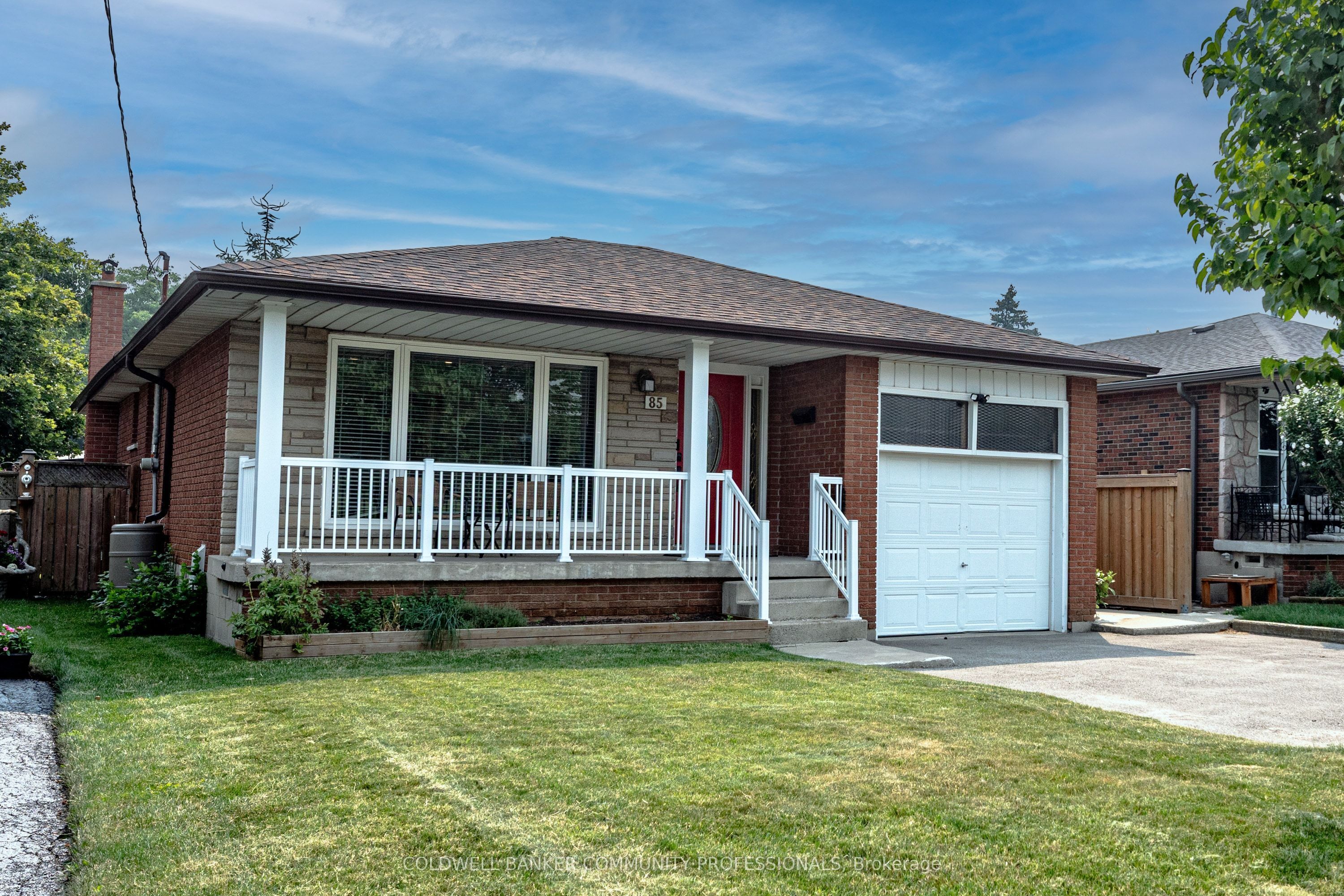 85 Lavina Crescent, Hamilton, ON L9C 5S8 photo 3