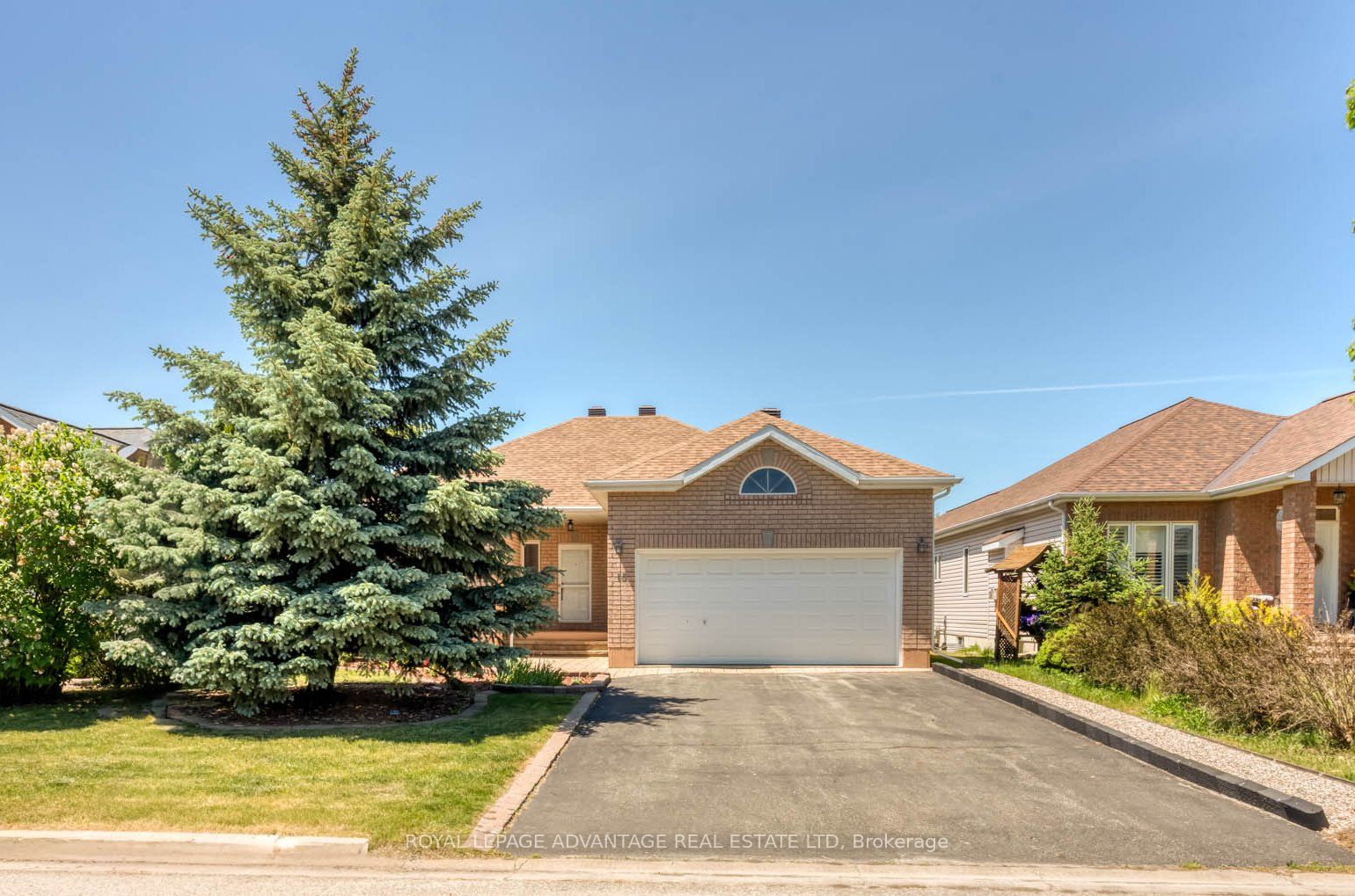 15 Antonio Way, Perth, ON K7H 3R5