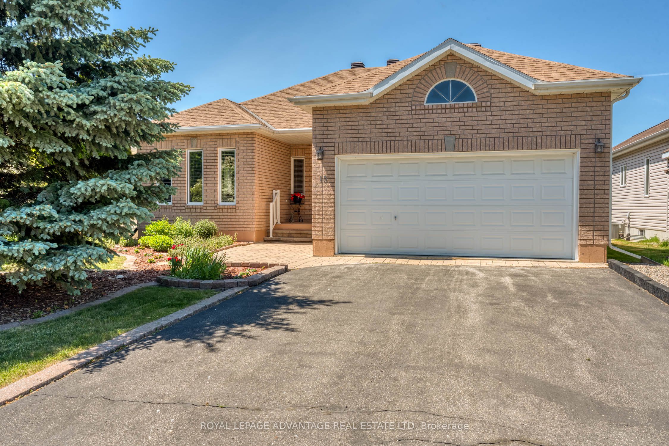 15 Antonio Way, Perth, ON K7H 3R5 photo 2