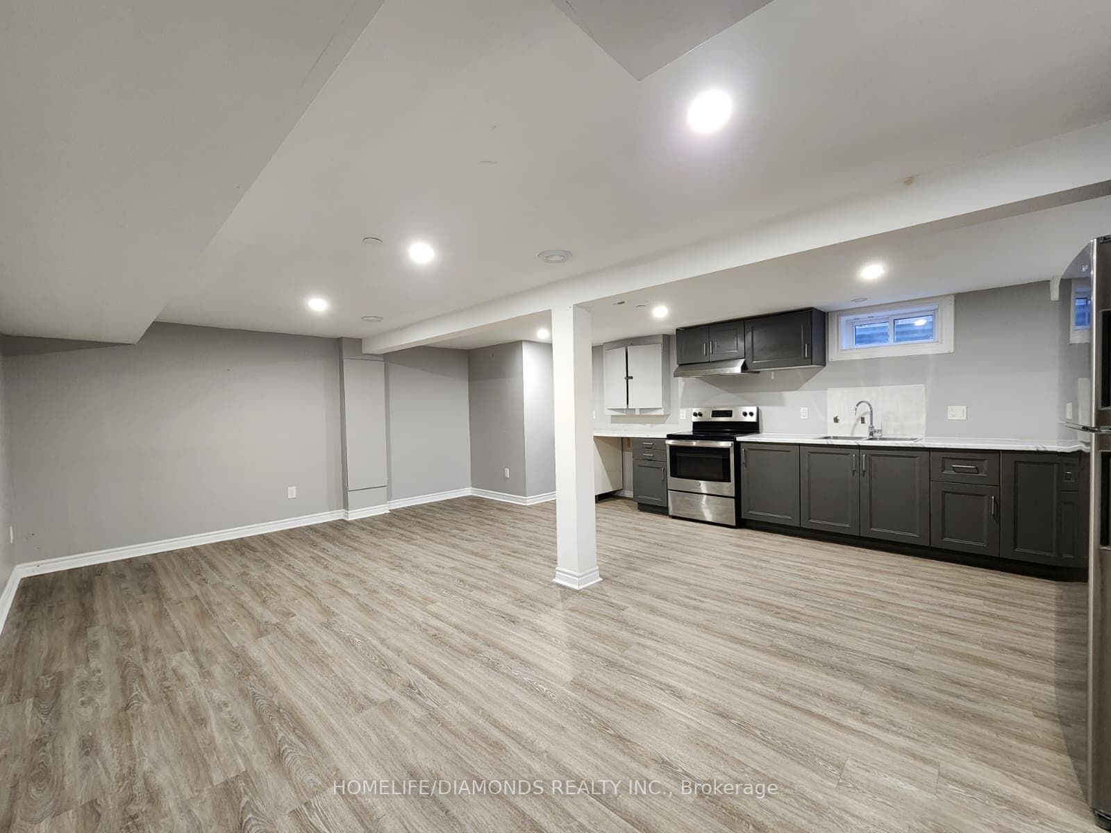 5 CALCOTT Court UPPER, Thorold, ON L2V 4J9 photo 2