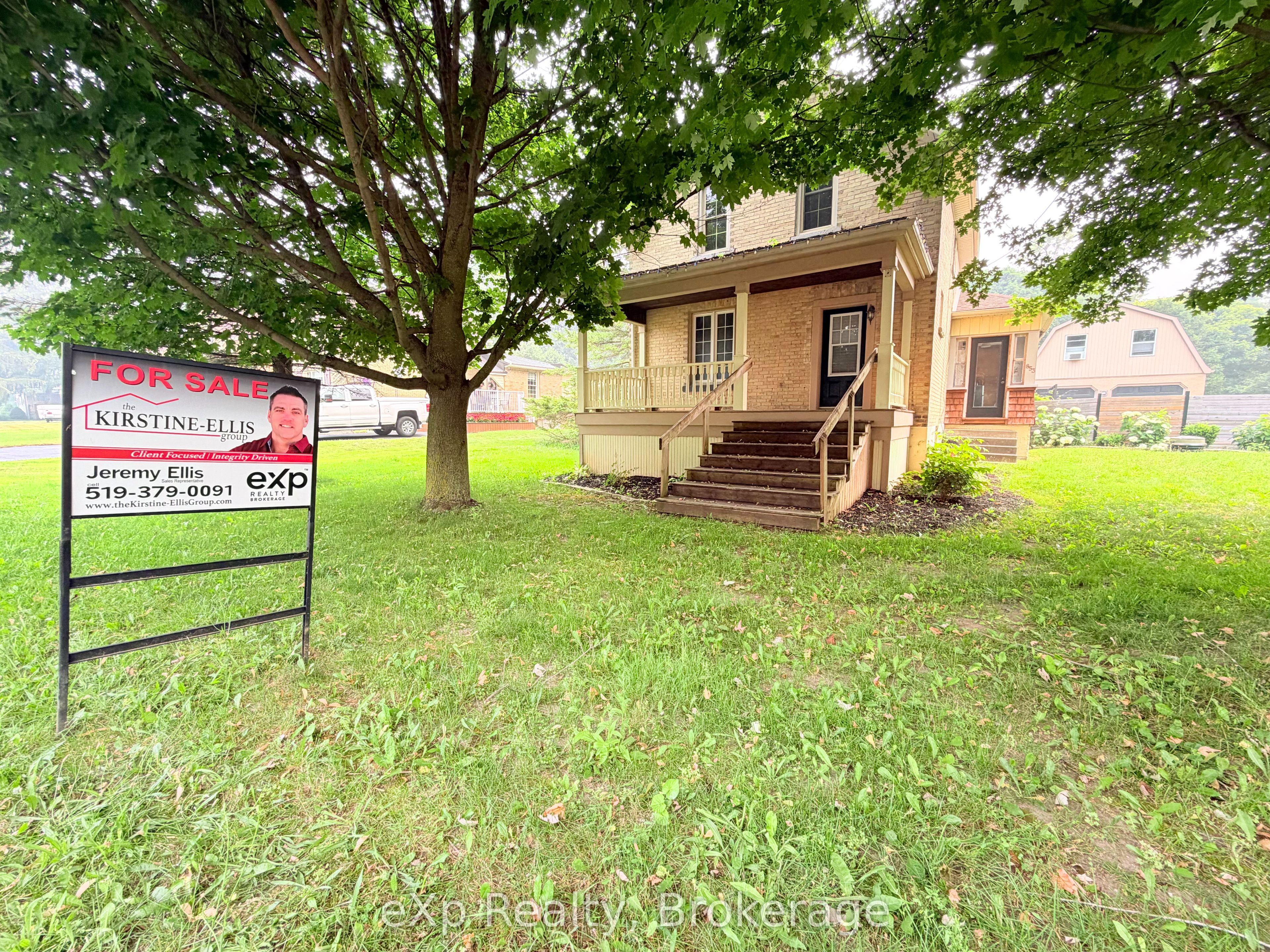 853 7th Avenue, Hanover, ON N4N 2K3