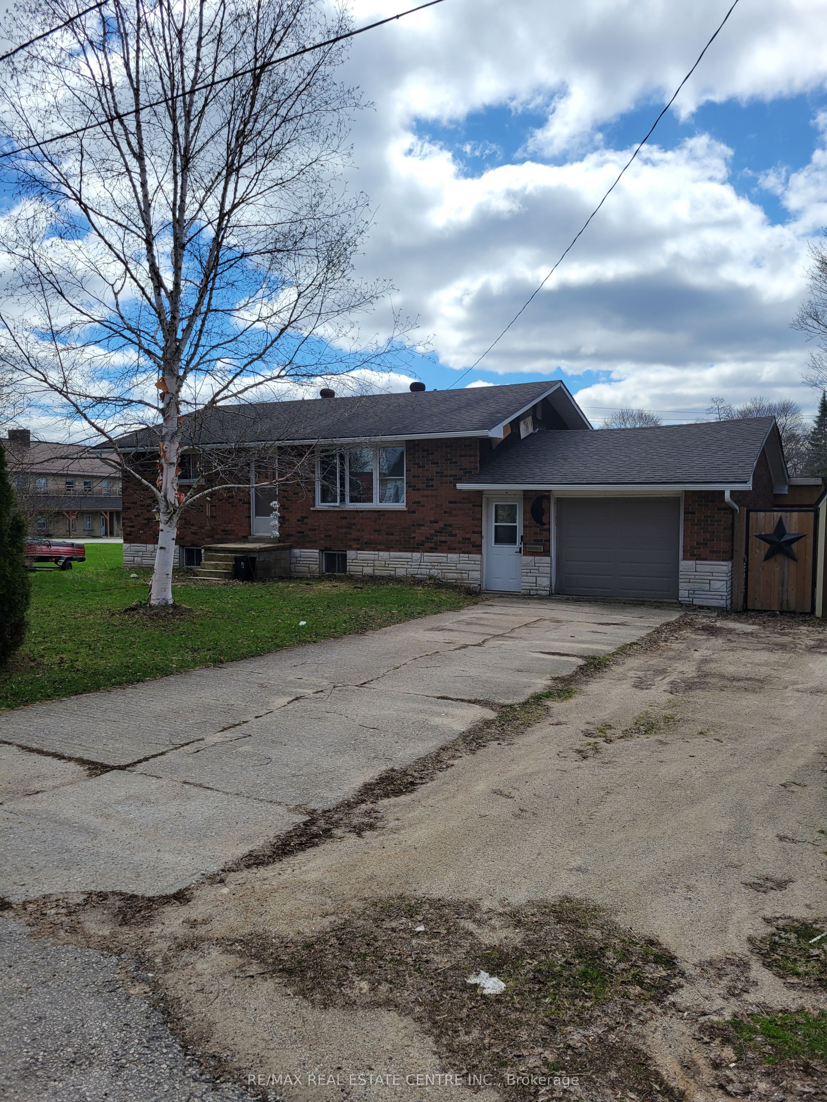 127 Hunter Street, Grey Highlands, ON N0G 1R0 photo 2