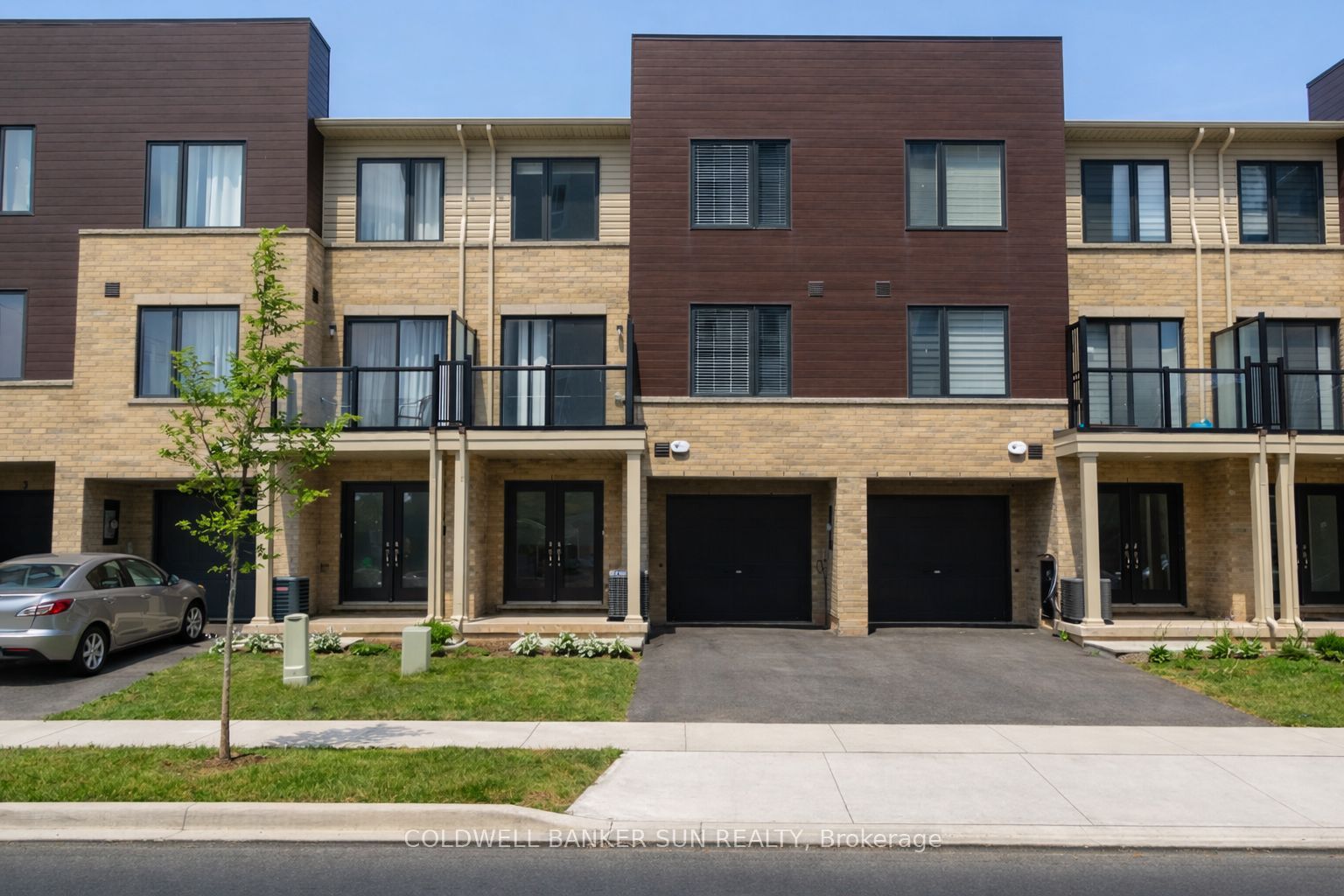 7 Roxanne Drive, Hamilton, ON L8H 1L9 photo 4