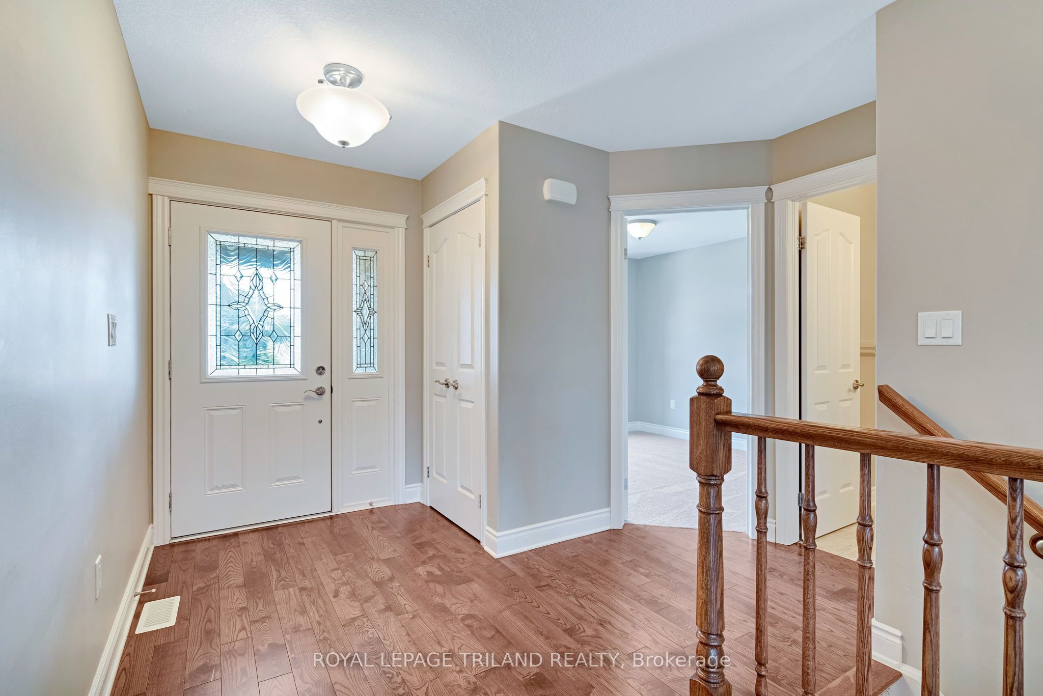 35 Cassie Crescent, Strathroy-Caradoc, ON N7G 4E3 photo 5