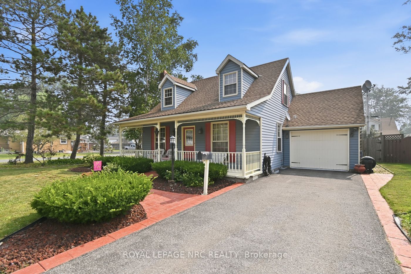 570 Lakeside Road, Fort Erie, ON L2A 4Y1 photo 2