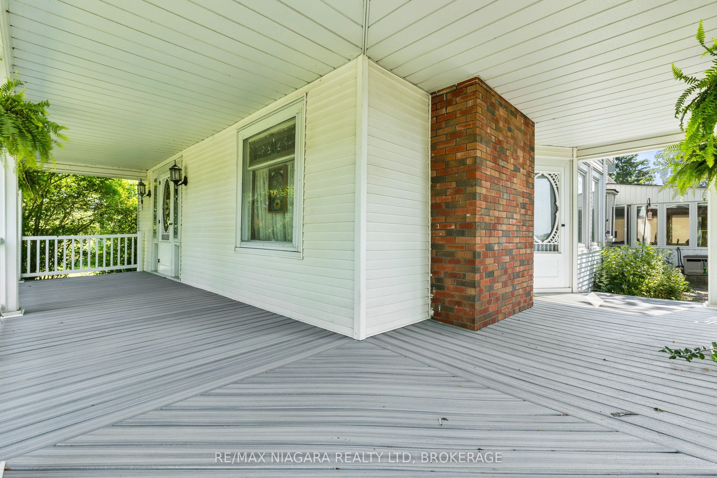 3362 Montrose Road, Fort Erie, ON L3B 5N7 photo 5