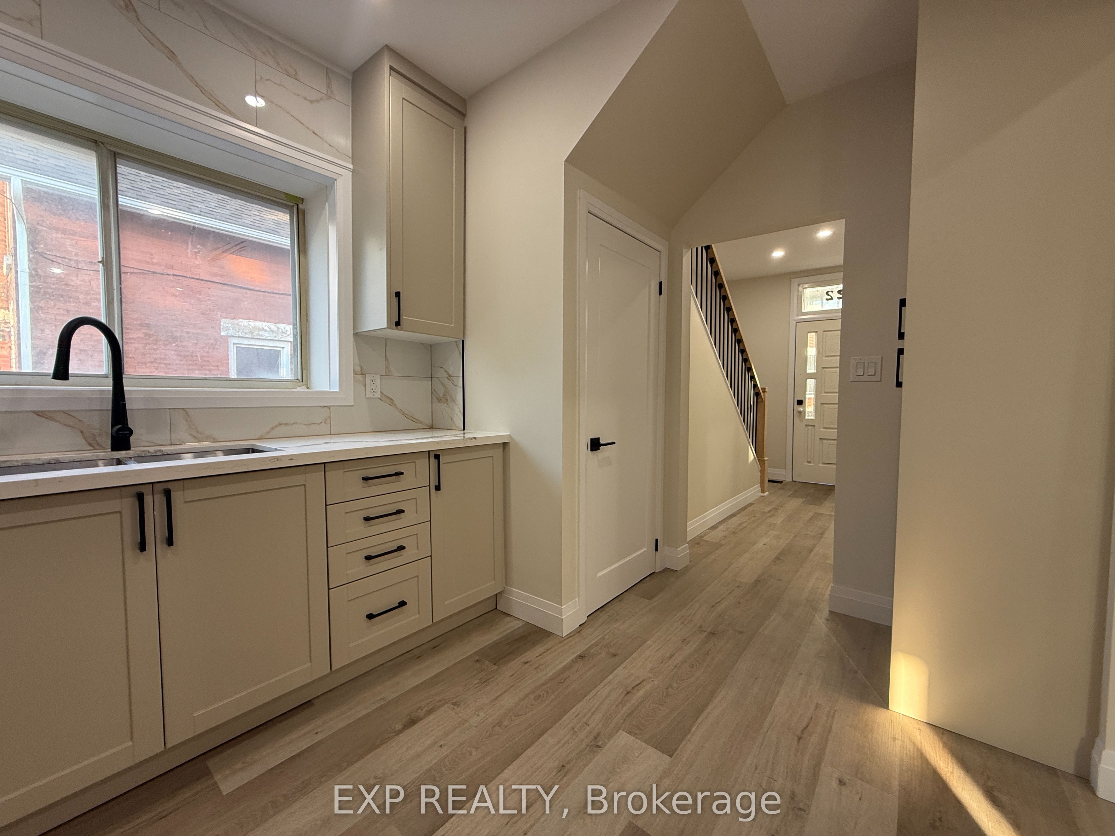 122 Alice Street Upper, Guelph, ON N1E 2Z9 photo 4