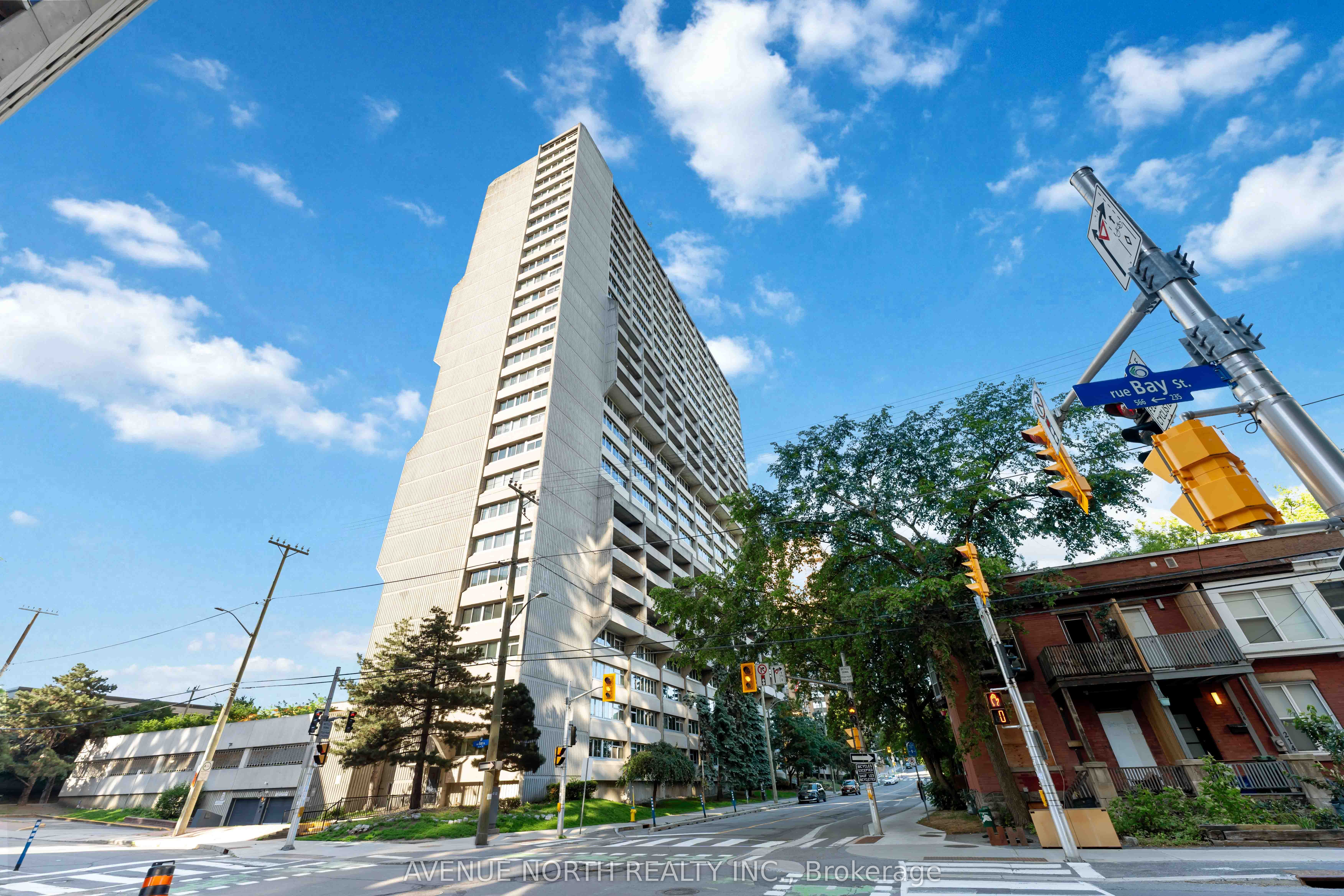 500 Laurier Avenue W 908, Ottawa Centre, ON K1R 5E1 photo 3