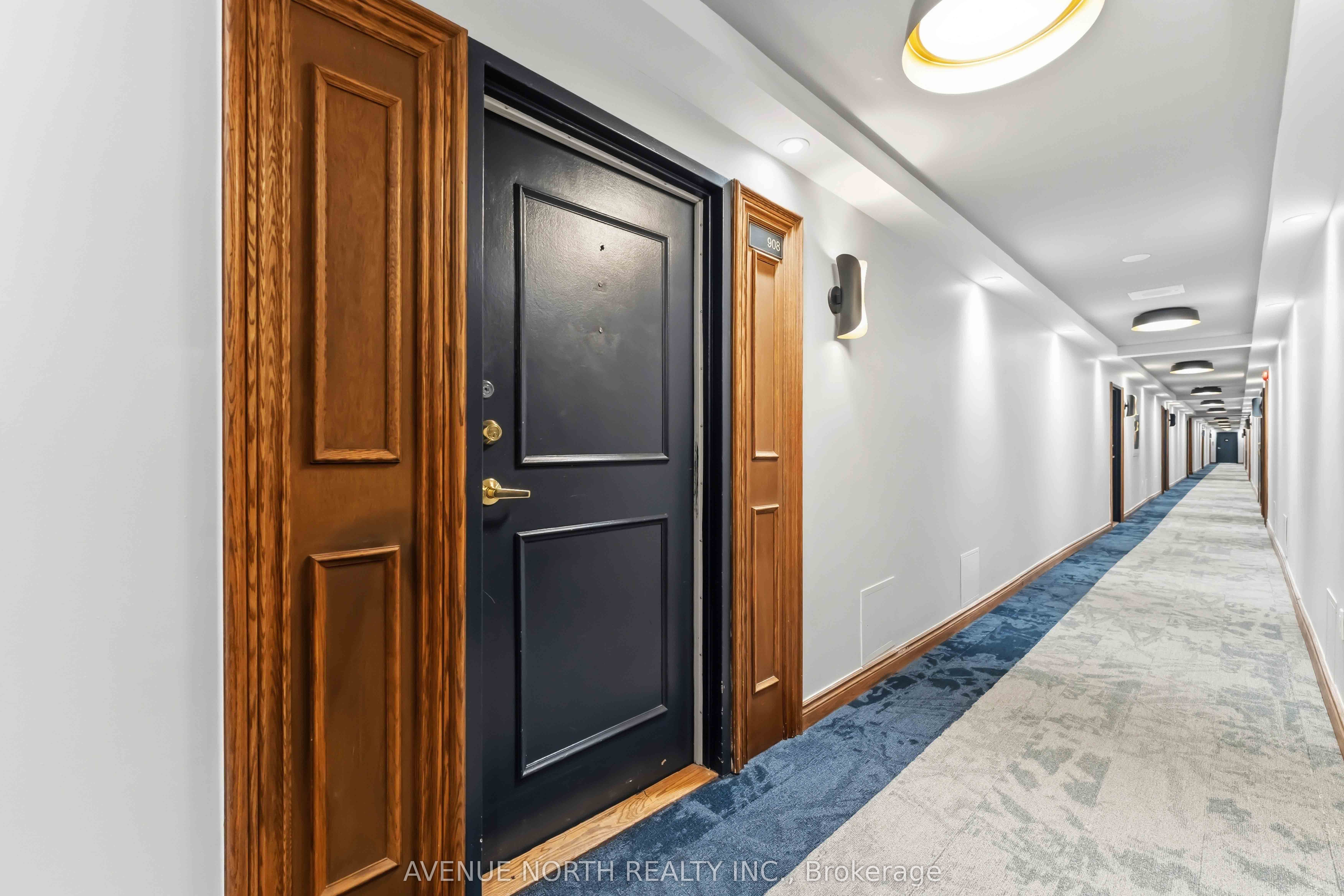500 Laurier Avenue W 908, Ottawa Centre, ON K1R 5E1 photo 4
