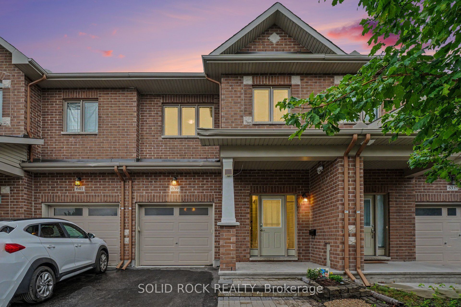 639 Via Campanale Avenue, Barrhaven, ON K2J 4A2